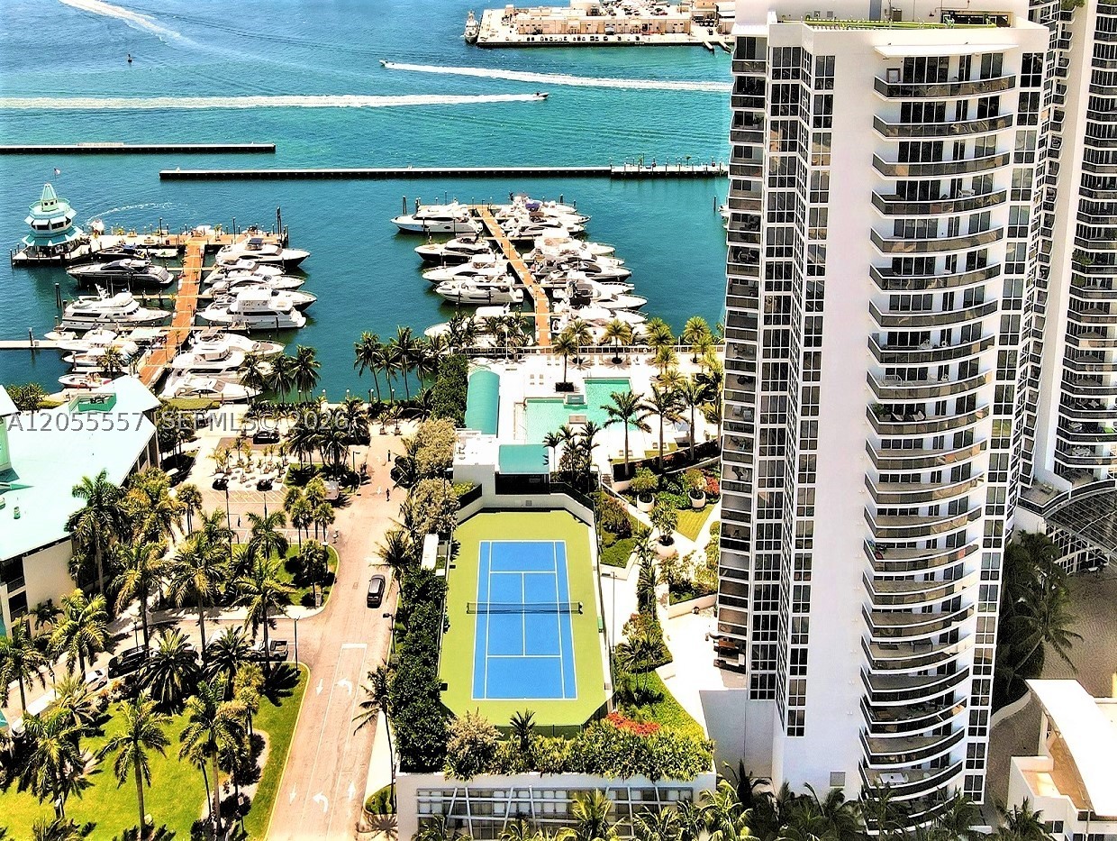 400 Alton Rd #1011, Miami Beach FL 33139