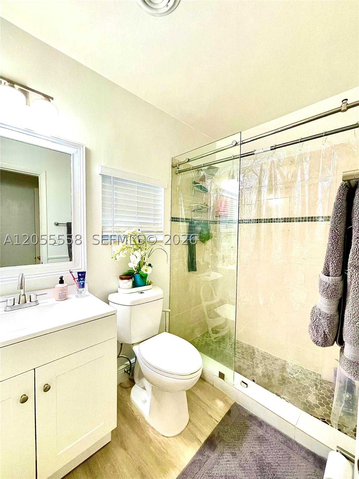 15831 Palmetto Club Dr, Miami FL 33157