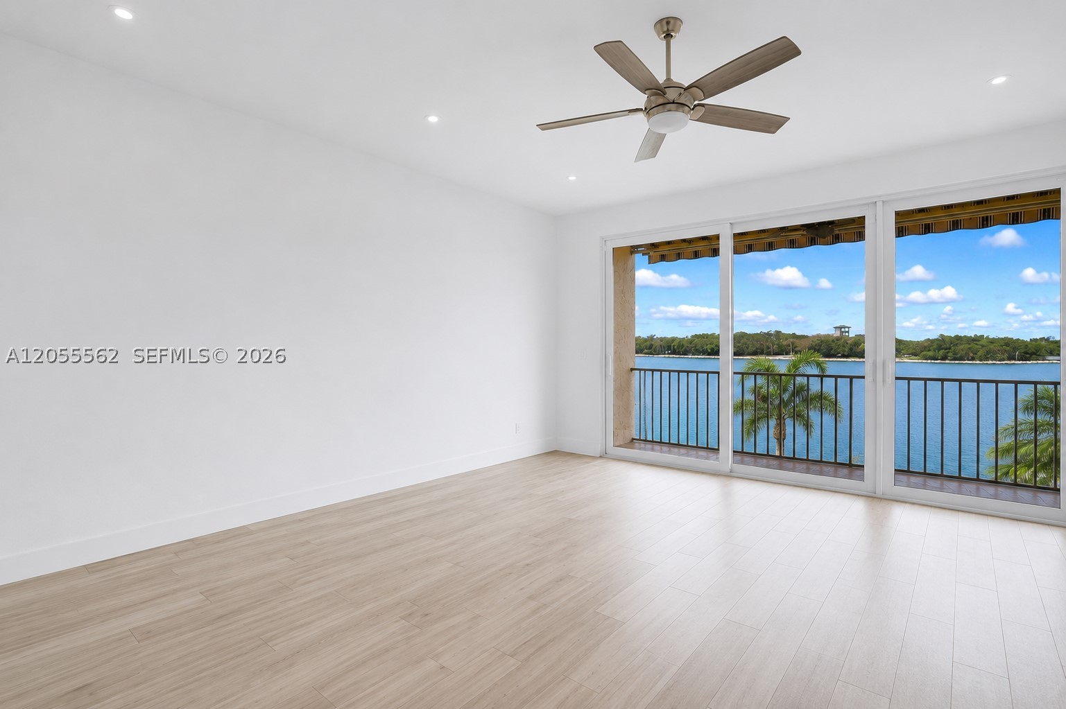 4234 N Ocean Dr, Hollywood FL 33019