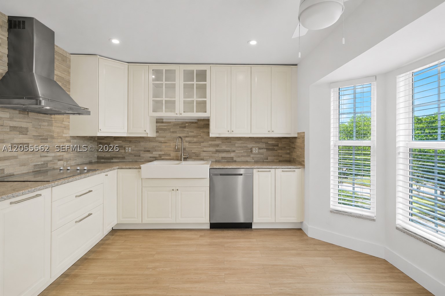 4234 N Ocean Dr, Hollywood FL 33019
