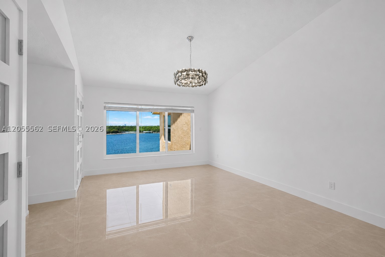 4234 N Ocean Dr, Hollywood FL 33019