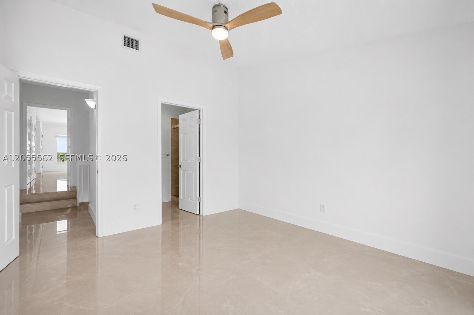 4234 N Ocean Dr, Hollywood FL 33019