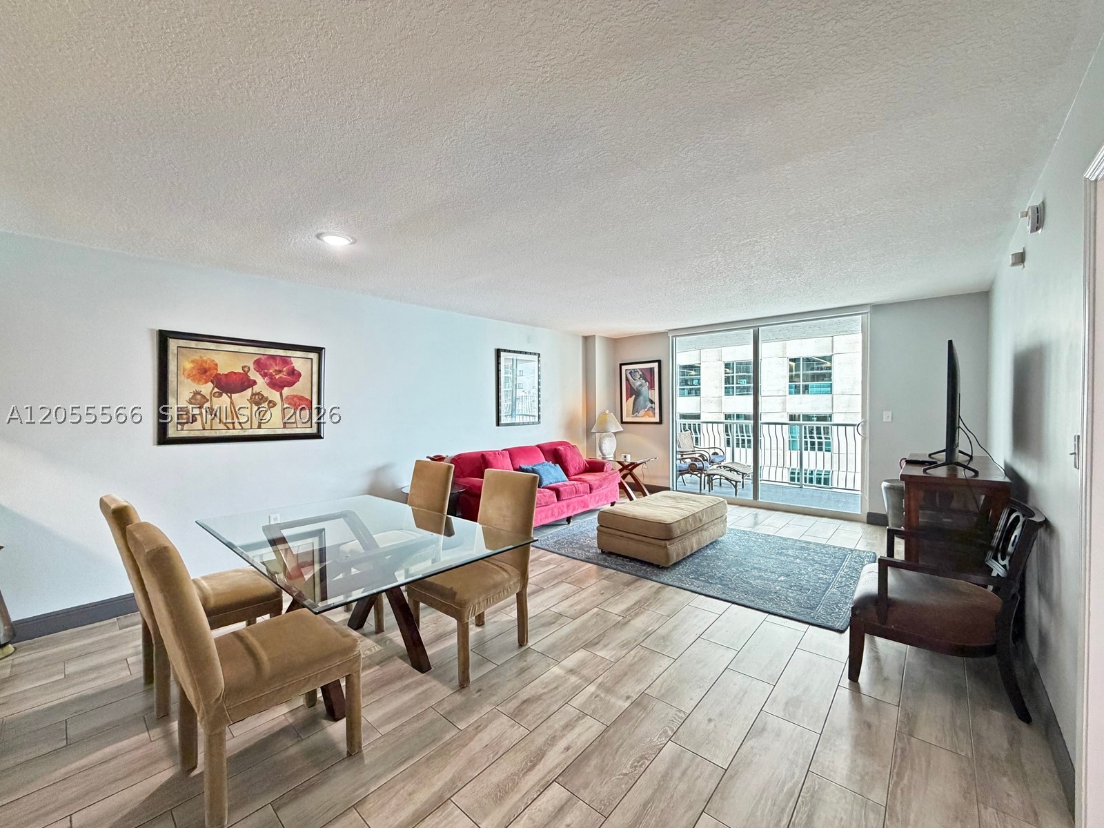1200 Brickell Bay Dr #3106, Miami FL 33131