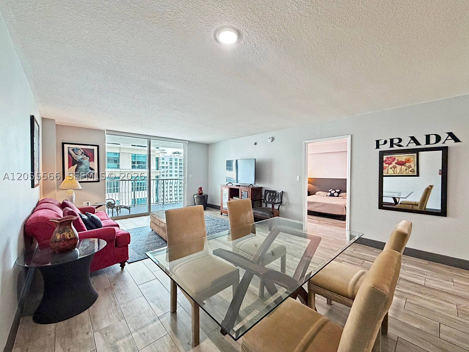 1200 Brickell Bay Dr #3106, Miami FL 33131