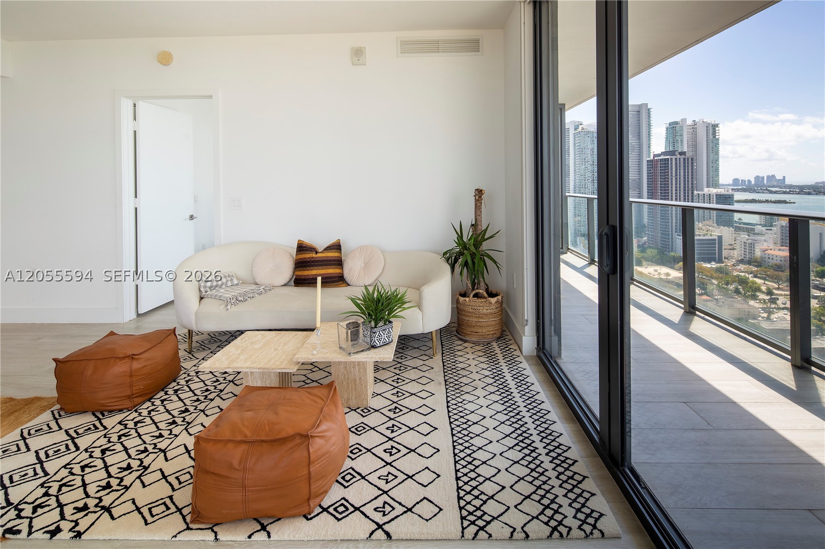 121 NE 34th St #2701, Miami FL 33137