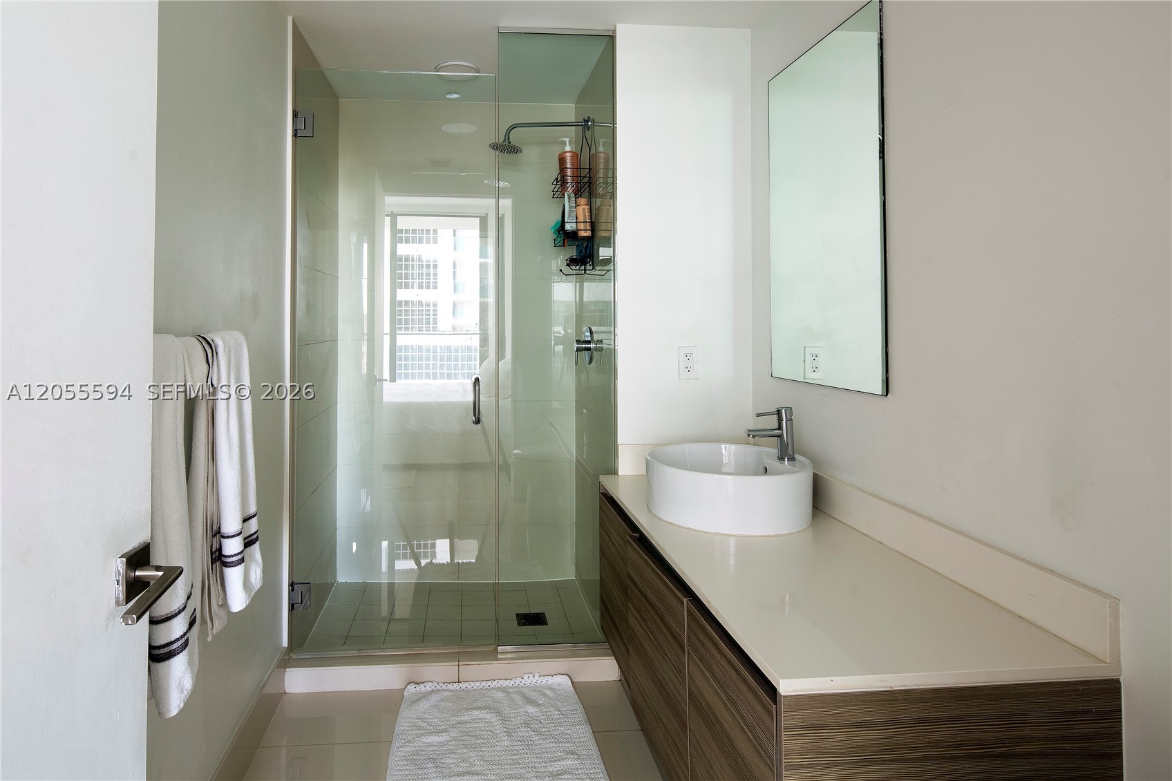 121 NE 34th St #2701, Miami FL 33137