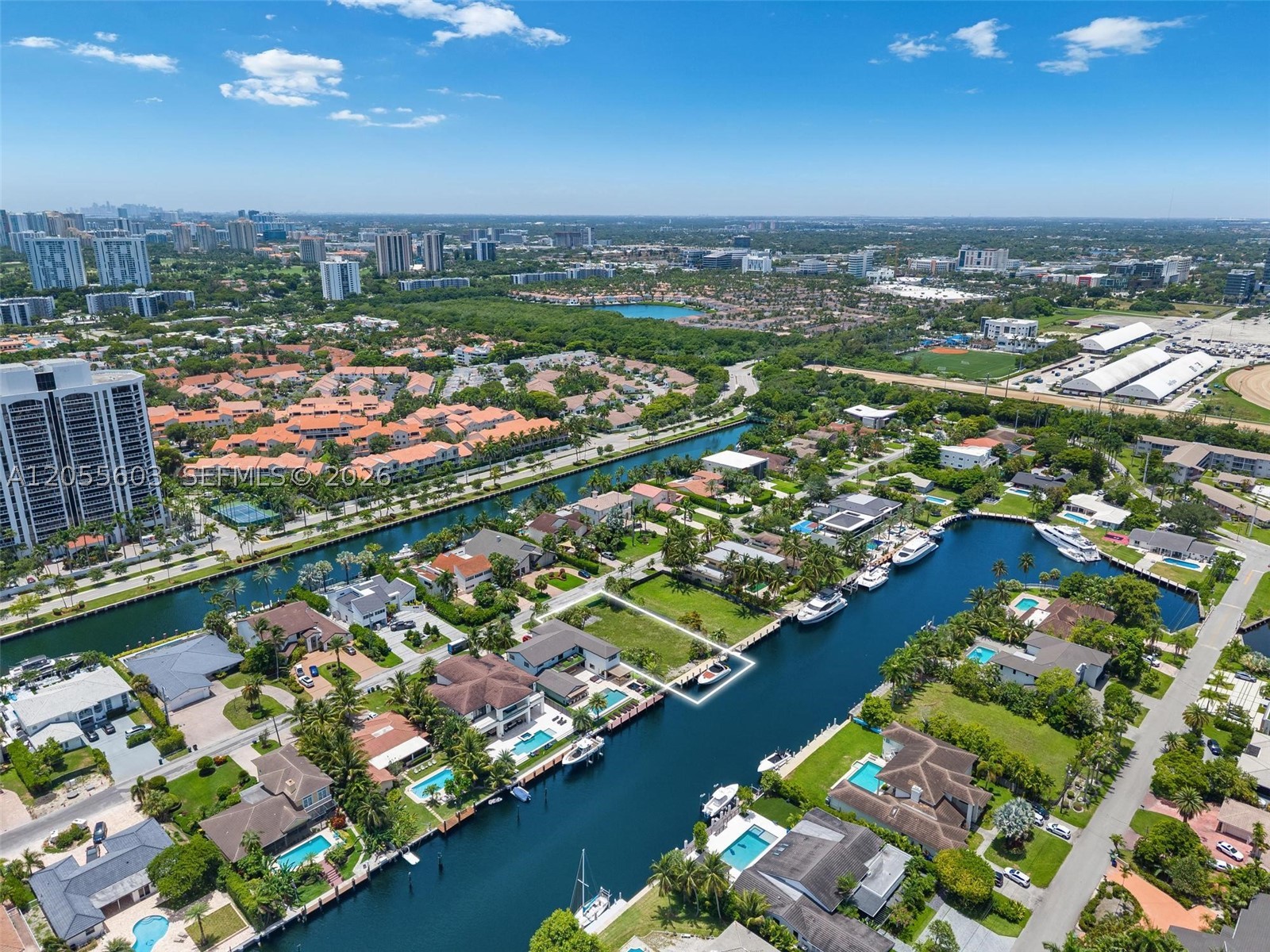 460 Holiday Dr, Hallandale Beach FL 33009