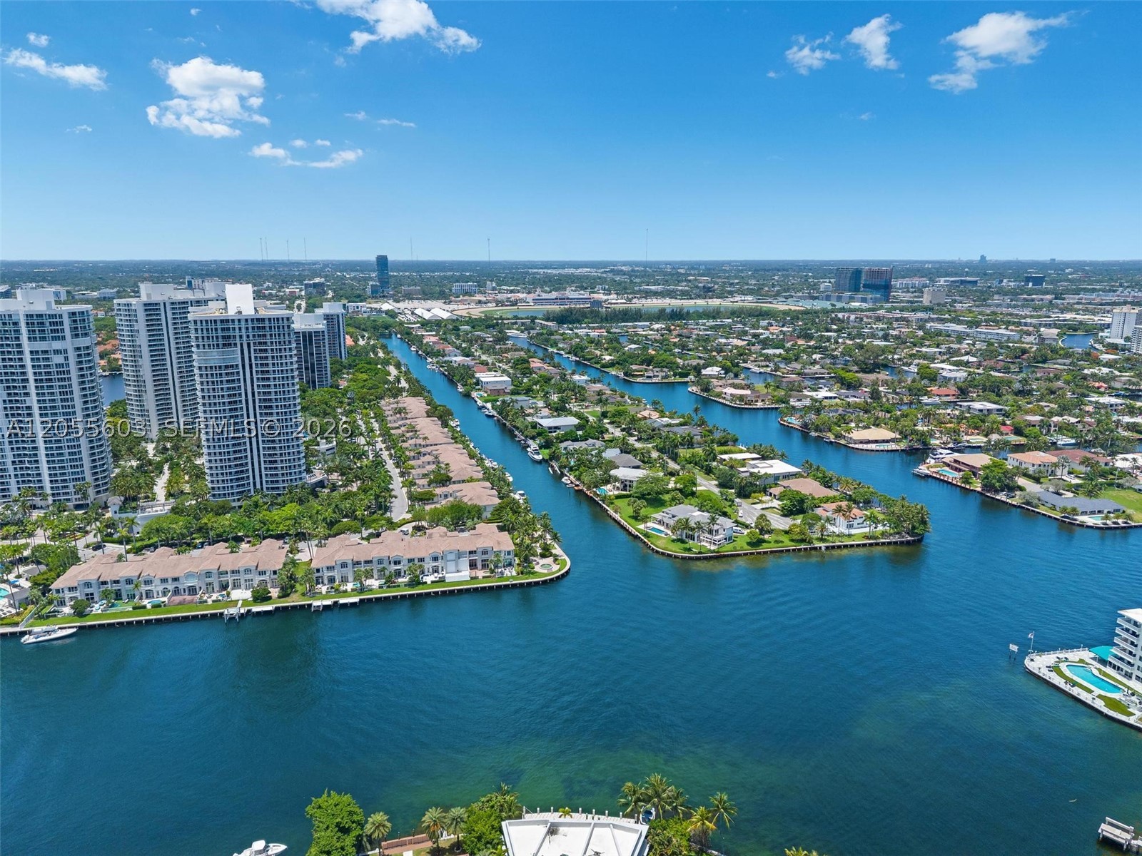 460 Holiday Dr, Hallandale Beach FL 33009