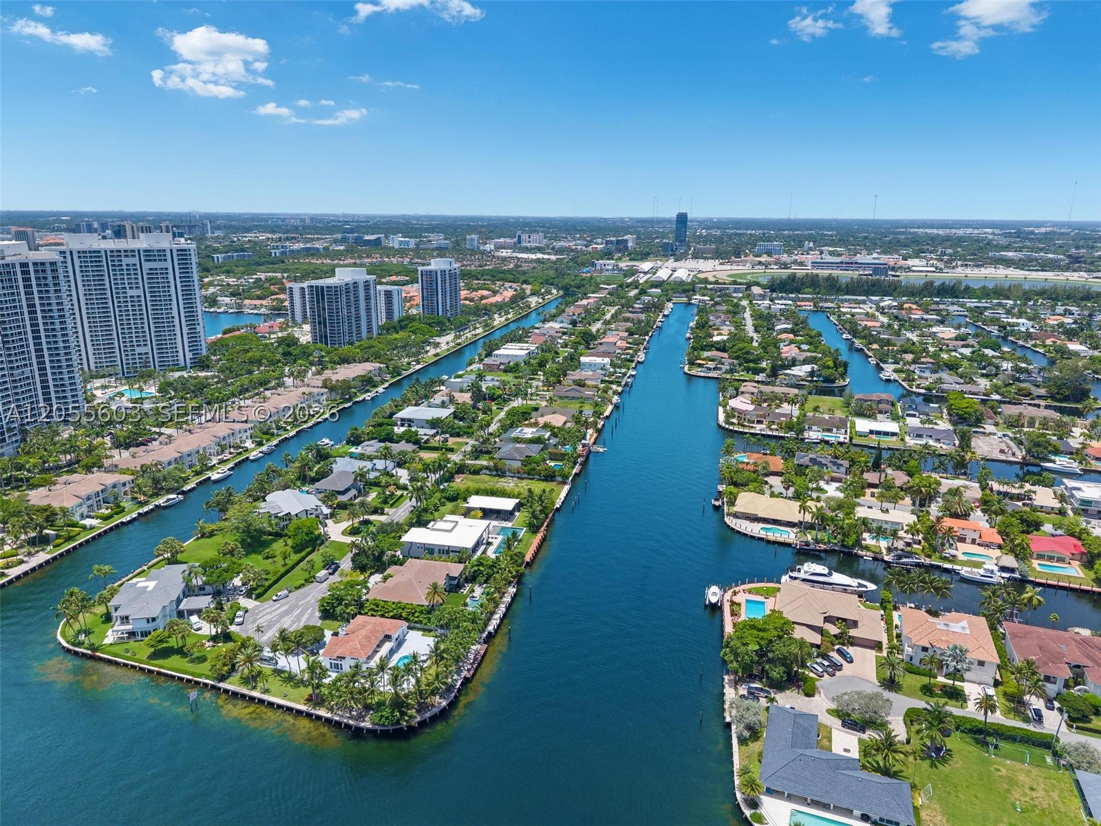 460 Holiday Dr, Hallandale Beach FL 33009