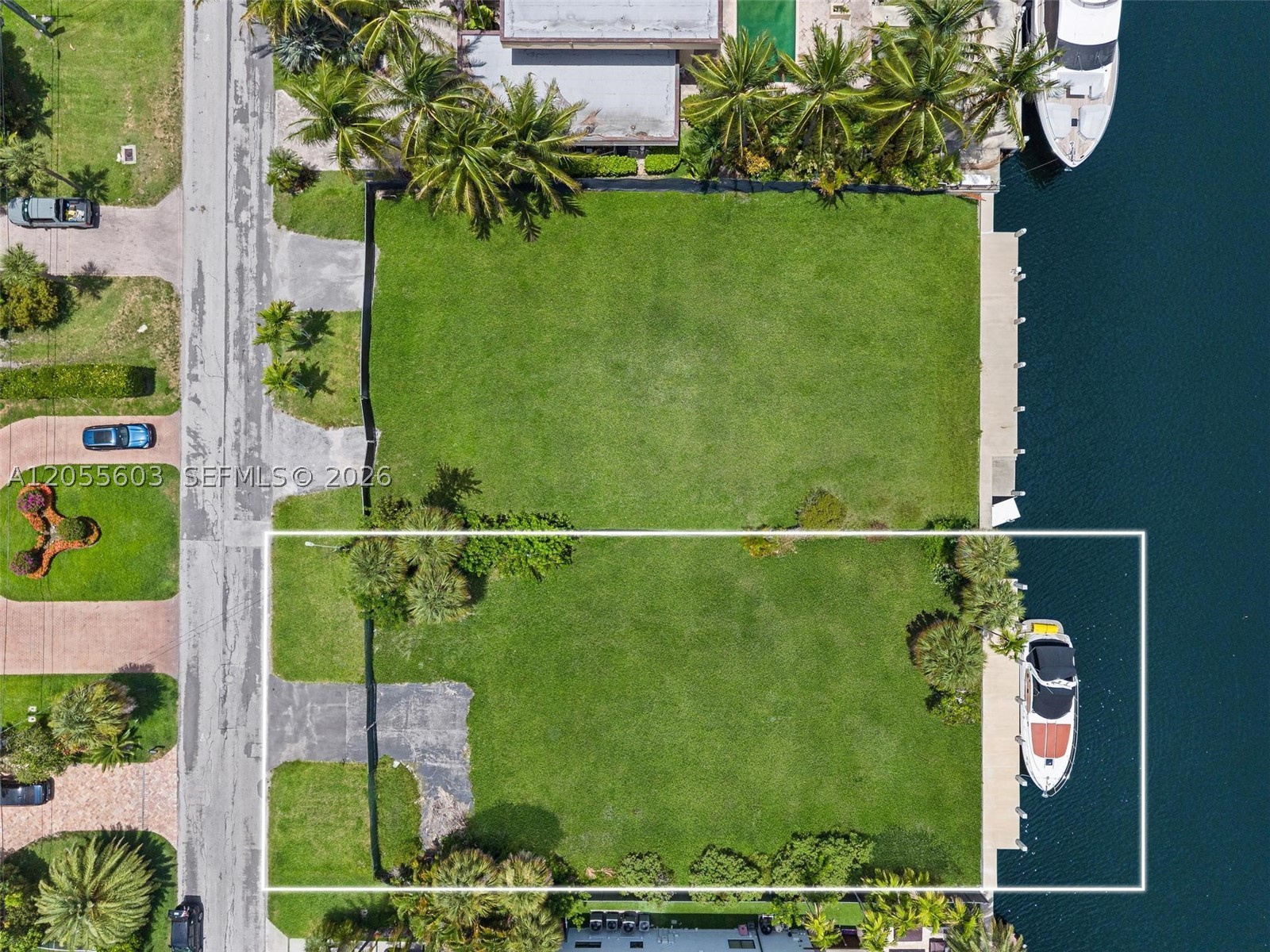 460 Holiday Dr, Hallandale Beach FL 33009