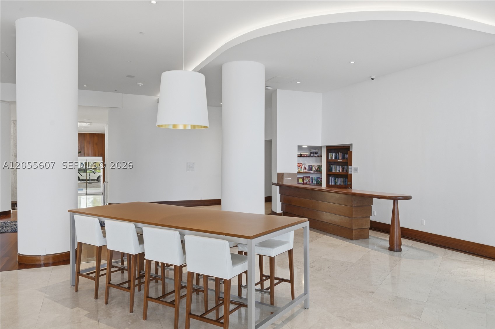 5151 Collins Ave #1027, Miami Beach FL 33140