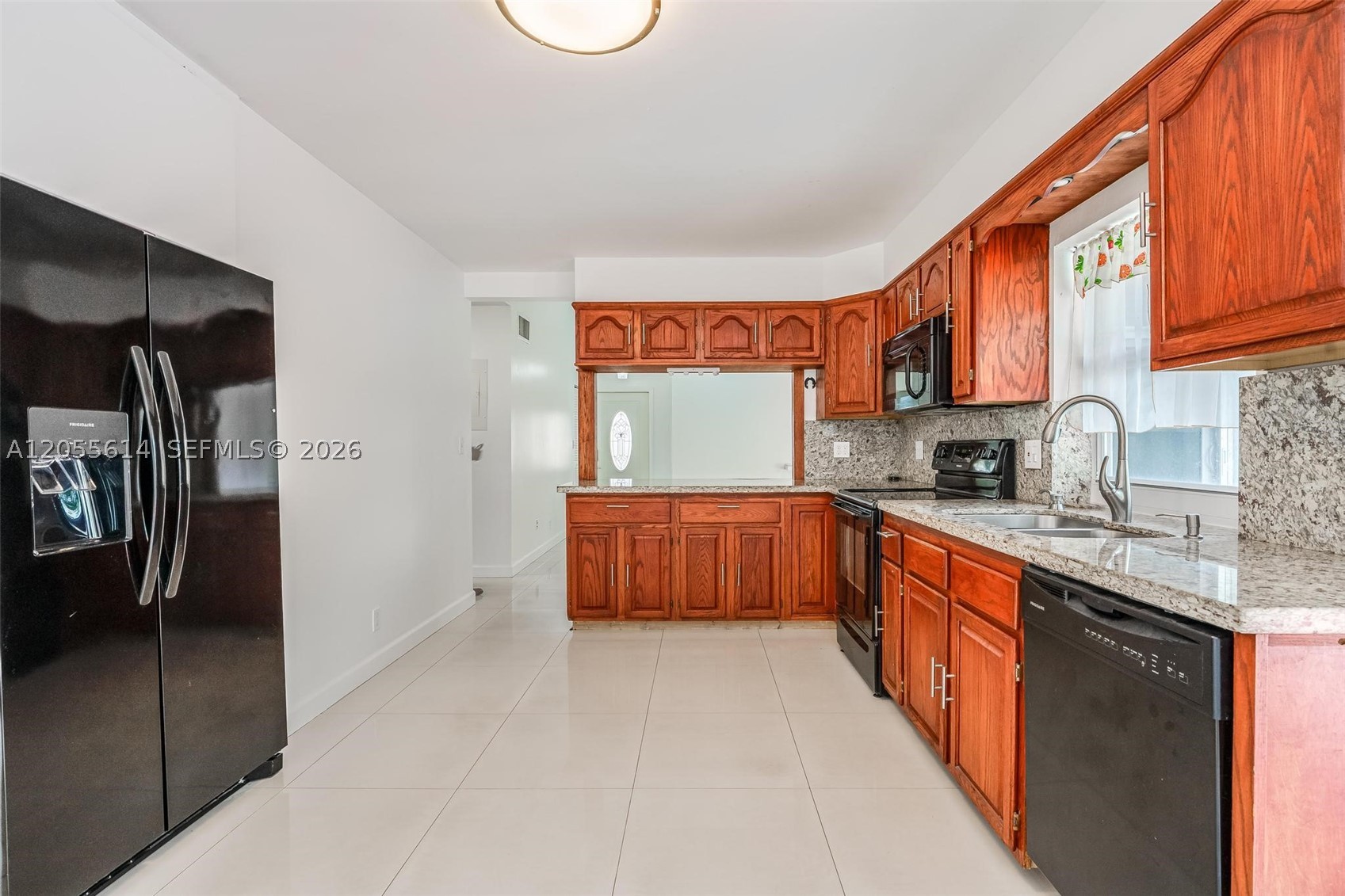 8250 SW 3rd Pl, North Lauderdale FL 33068