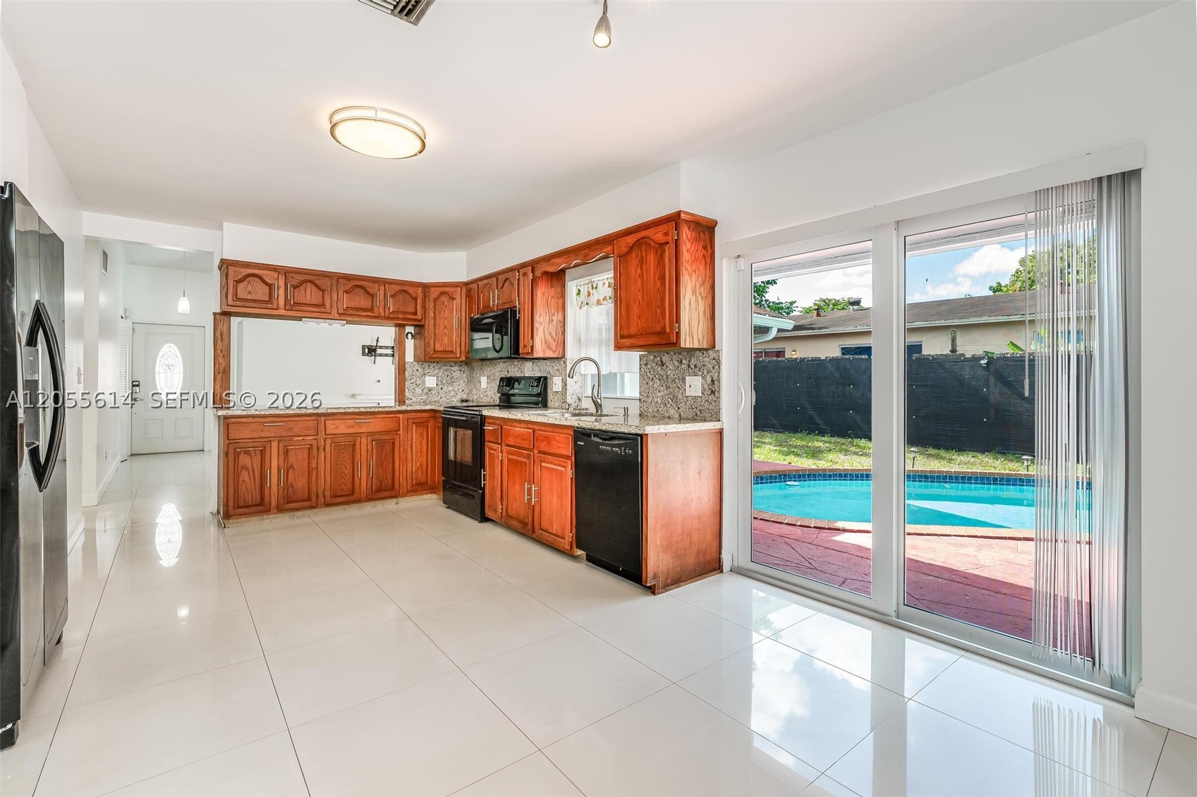 8250 SW 3rd Pl, North Lauderdale FL 33068