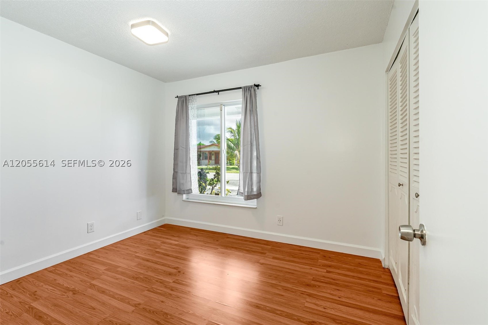 8250 SW 3rd Pl, North Lauderdale FL 33068