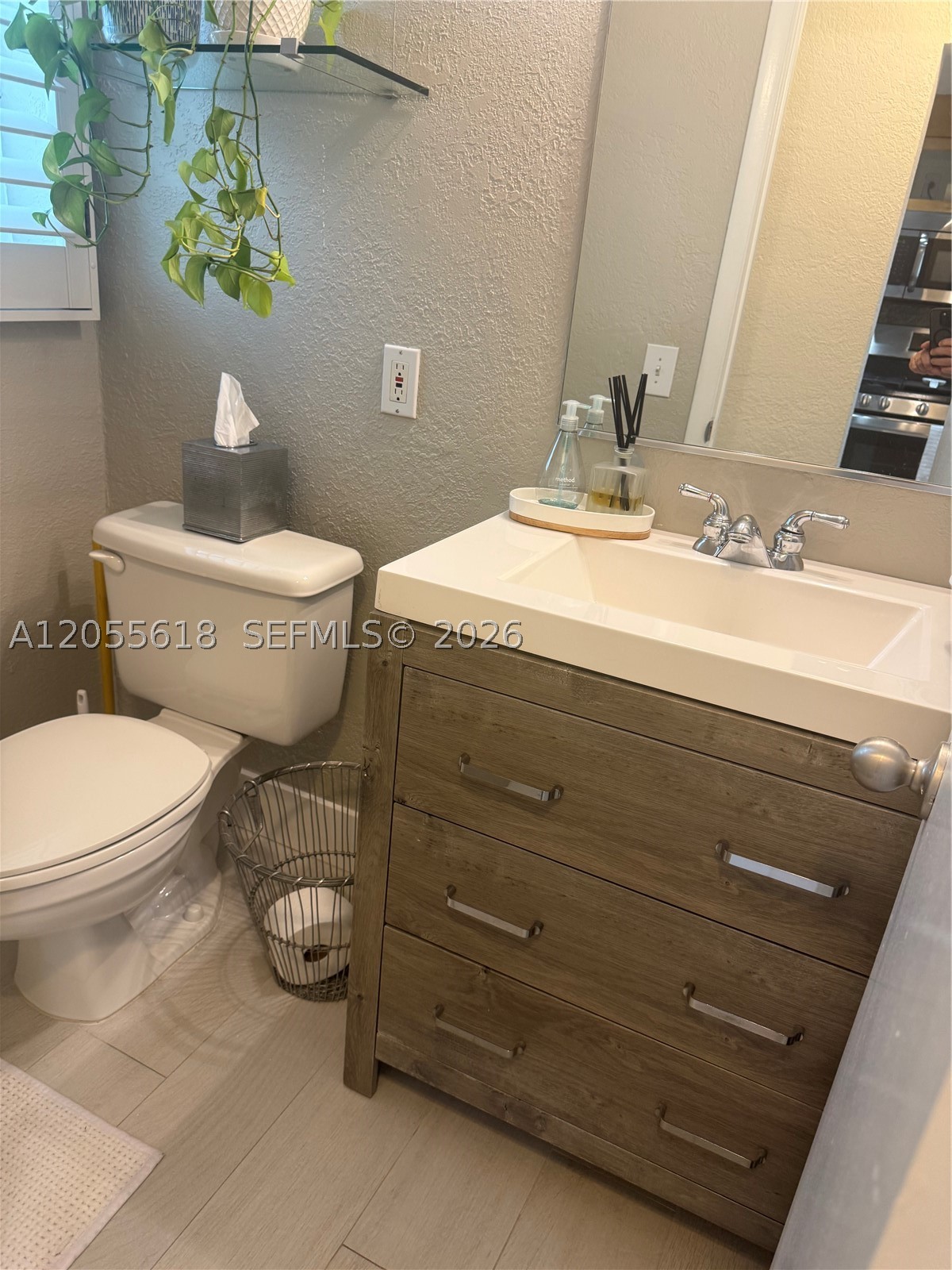 6709 N Kendall Dr #220, Pinecrest FL 33156