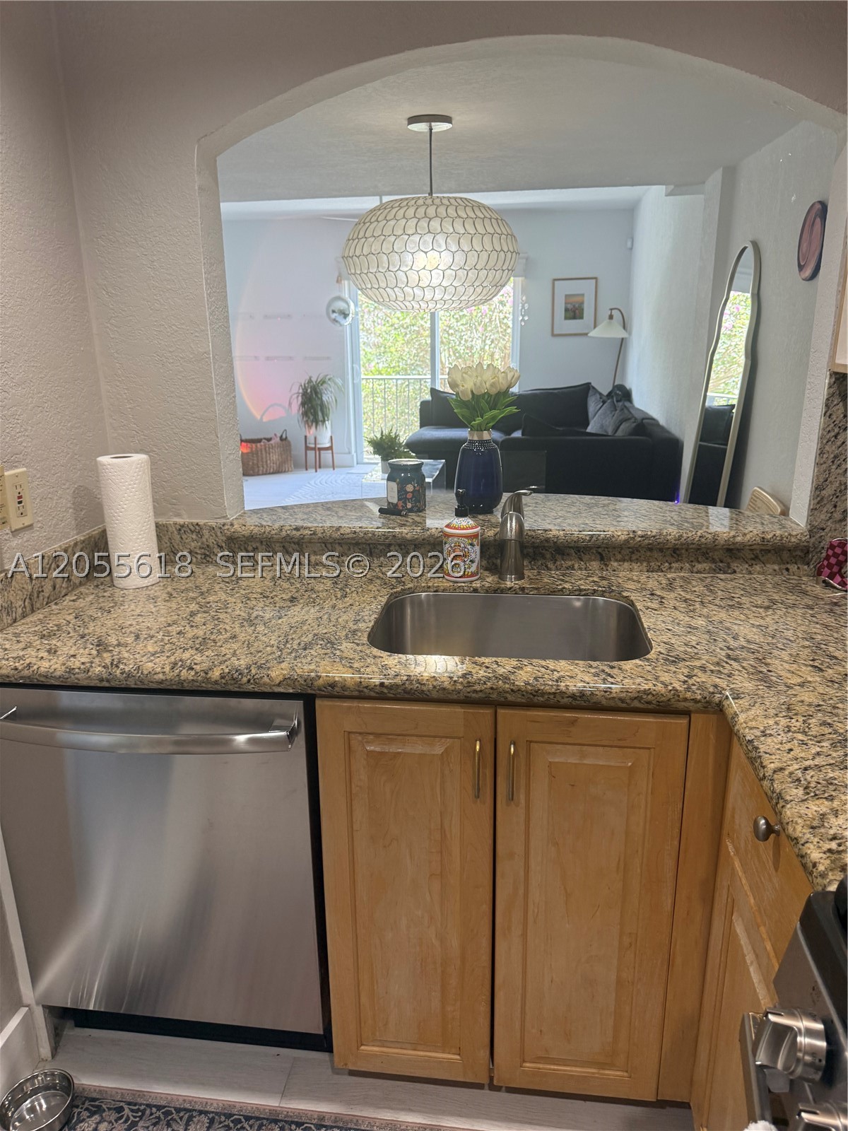 6709 N Kendall Dr #220, Pinecrest FL 33156