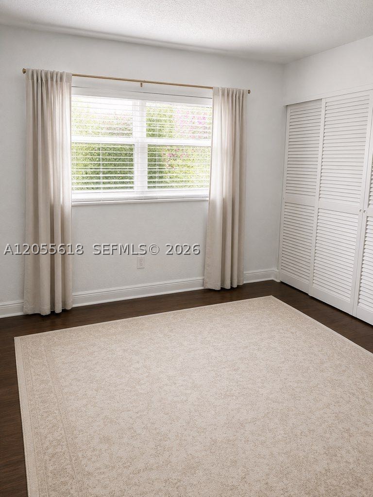 6709 N Kendall Dr #220, Pinecrest FL 33156