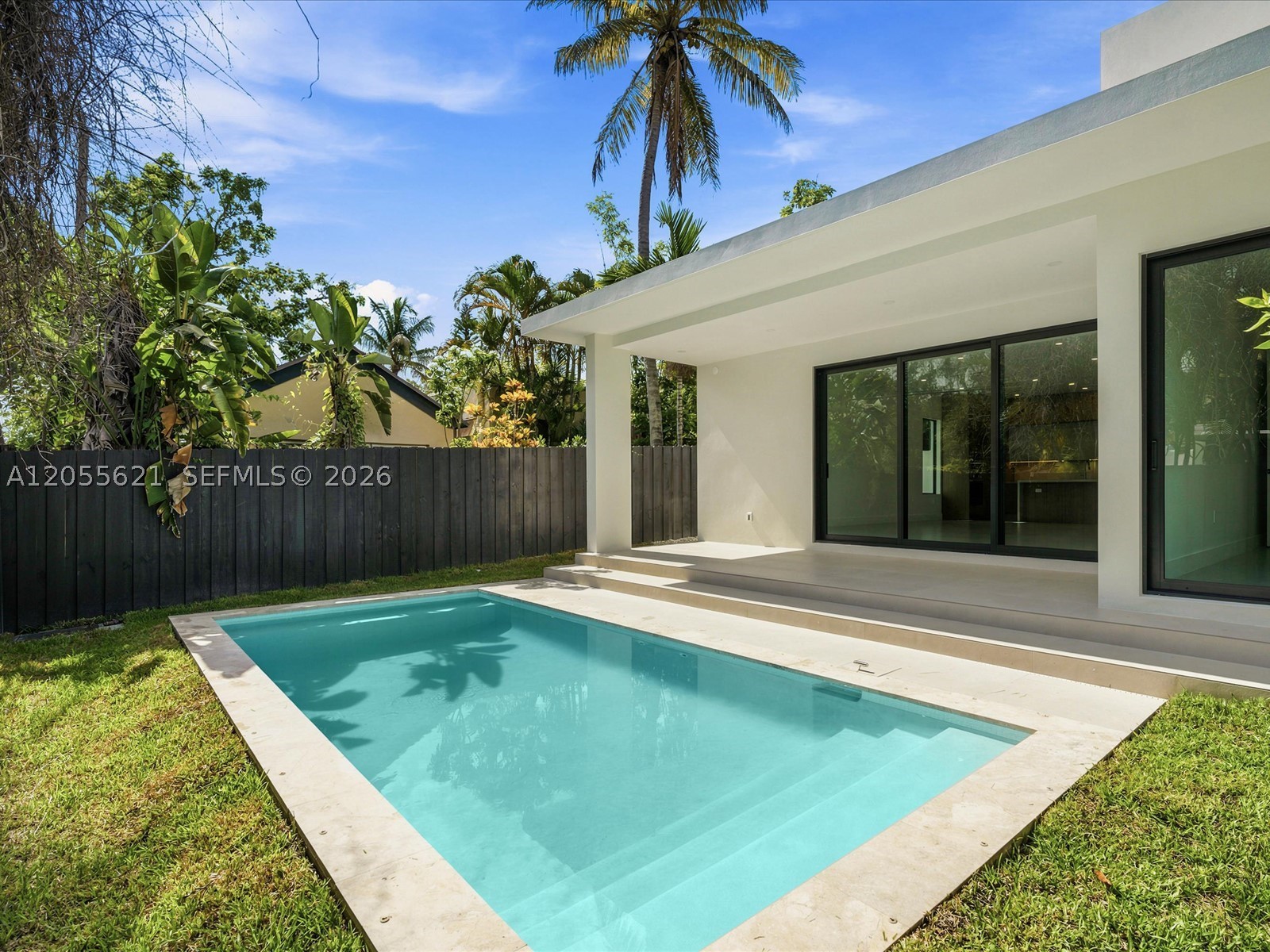 1621 SW 11th Ter, Miami FL 33135