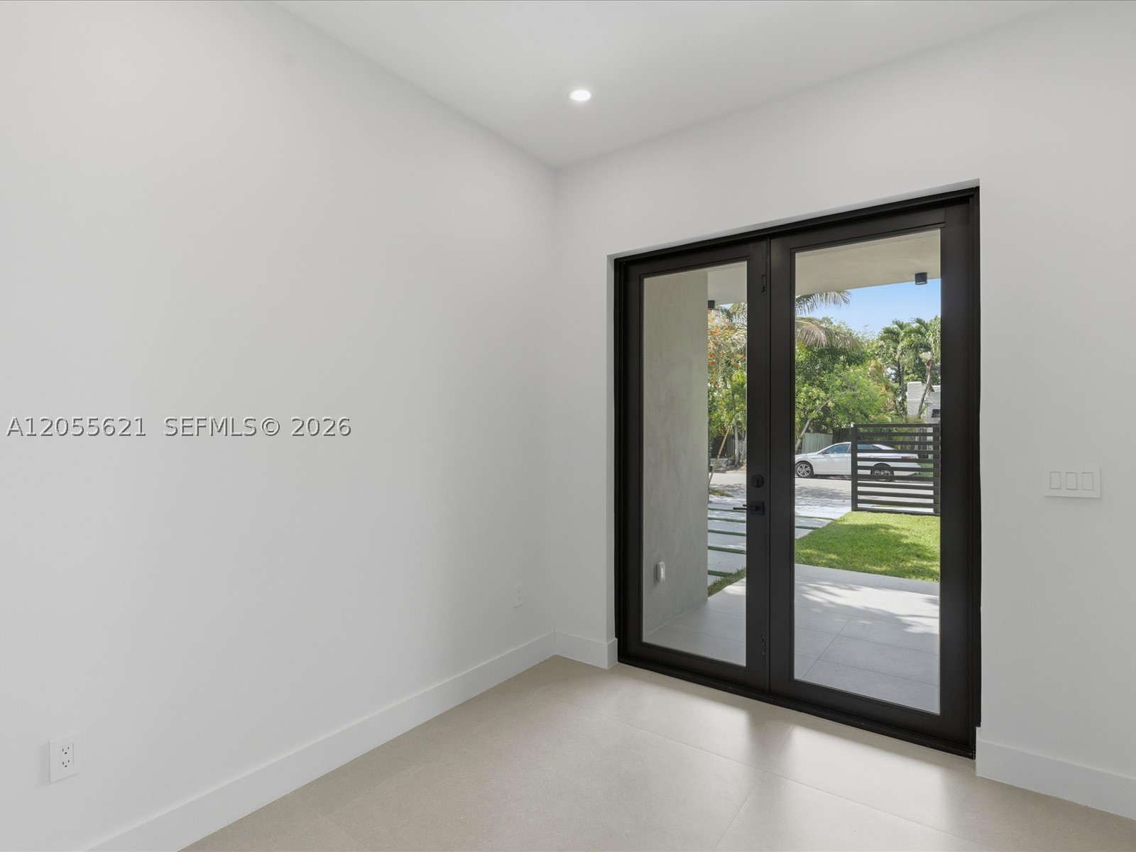 1621 SW 11th Ter, Miami FL 33135