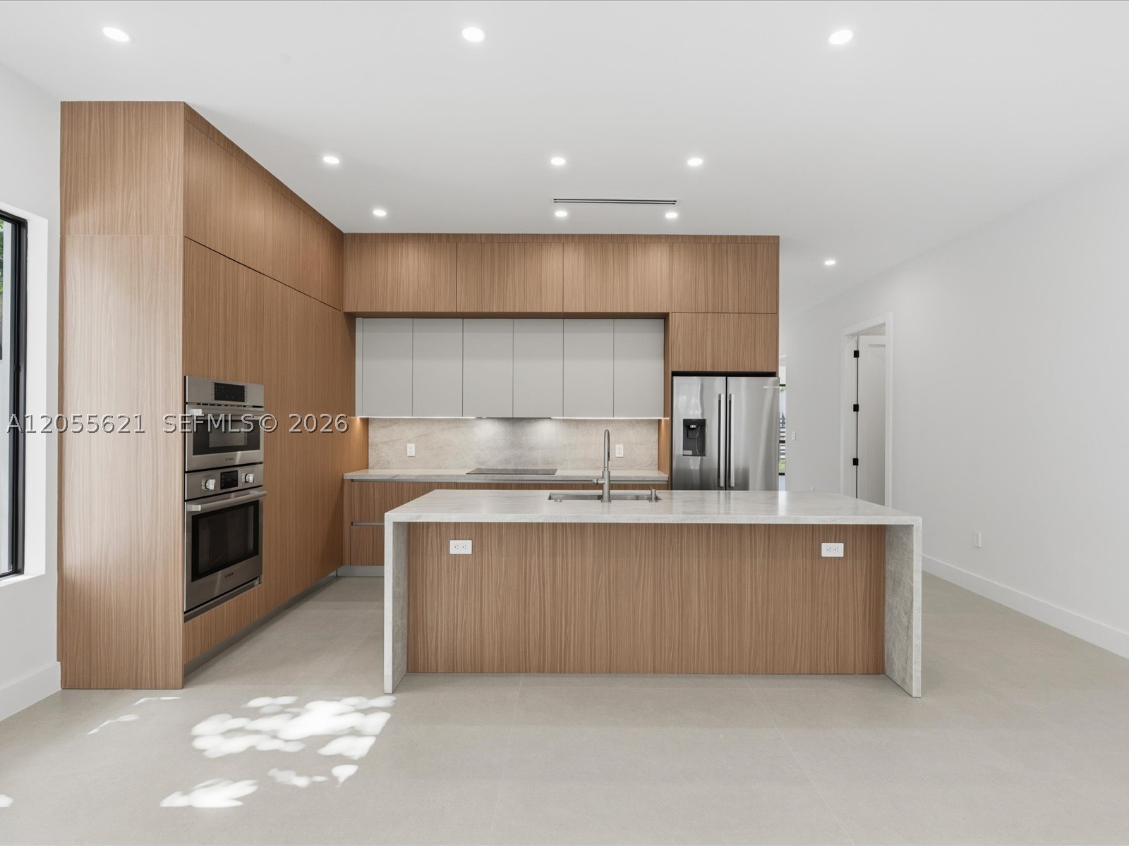 1621 SW 11th Ter, Miami FL 33135