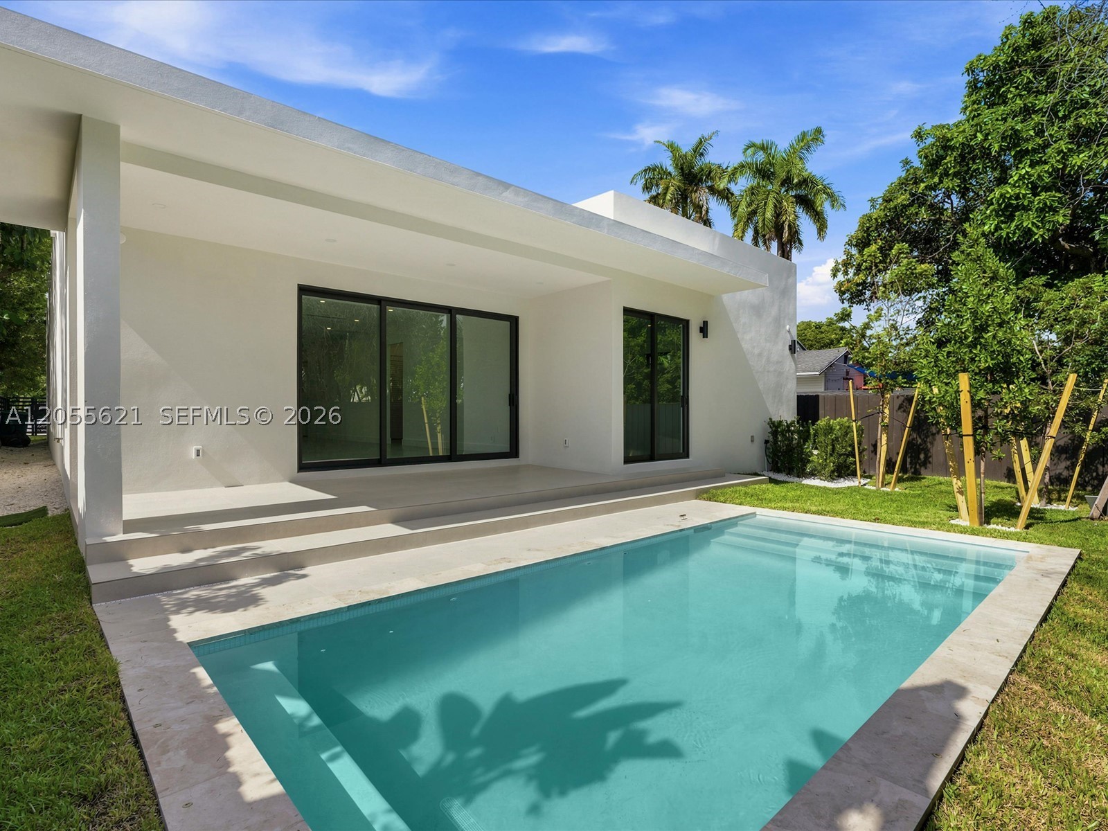 1621 SW 11th Ter, Miami FL 33135