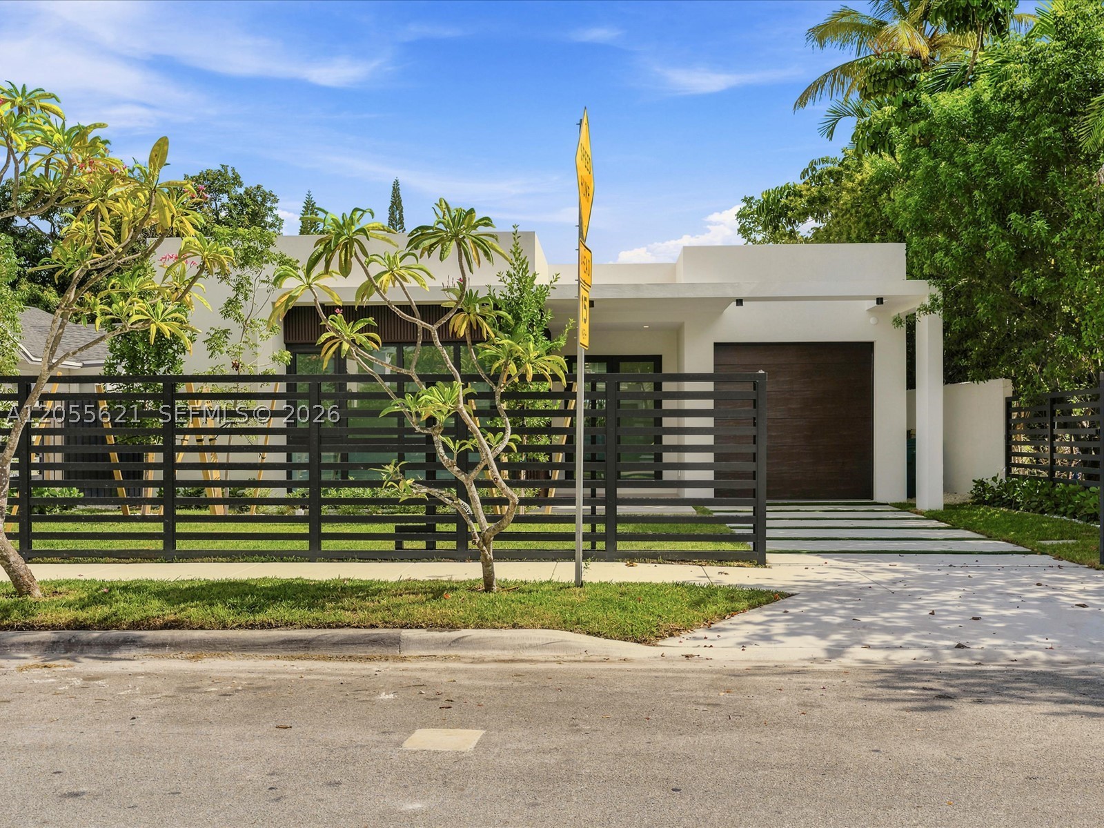 1621 SW 11th Ter, Miami FL 33135