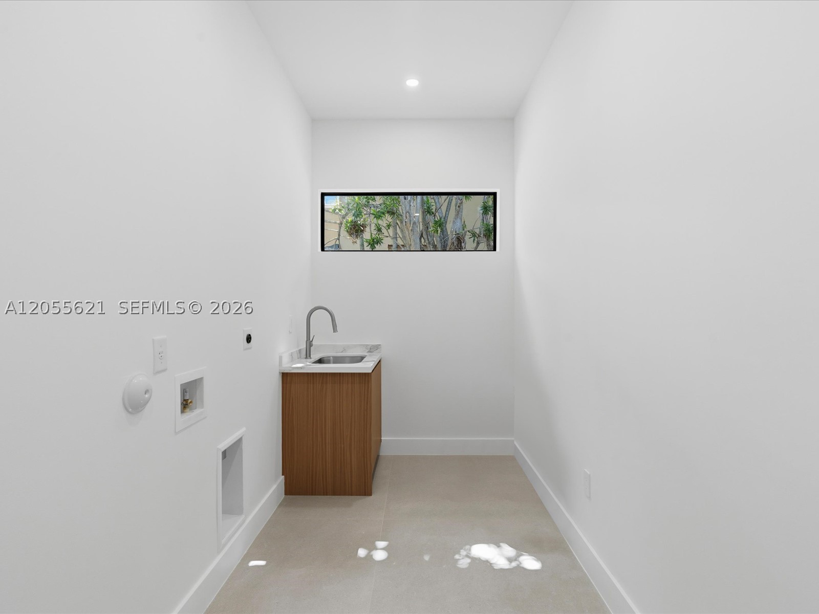 1621 SW 11th Ter, Miami FL 33135