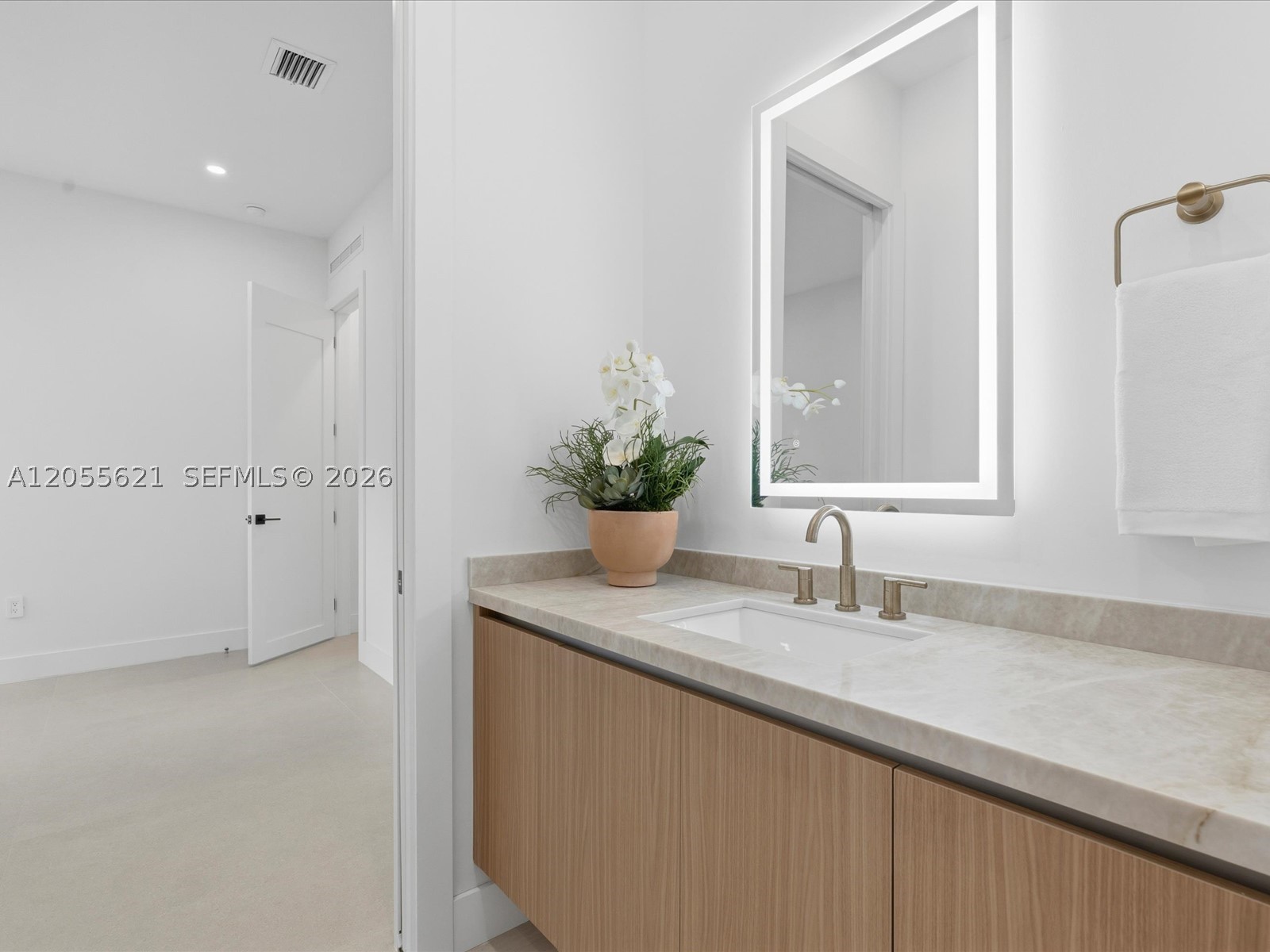 1621 SW 11th Ter, Miami FL 33135