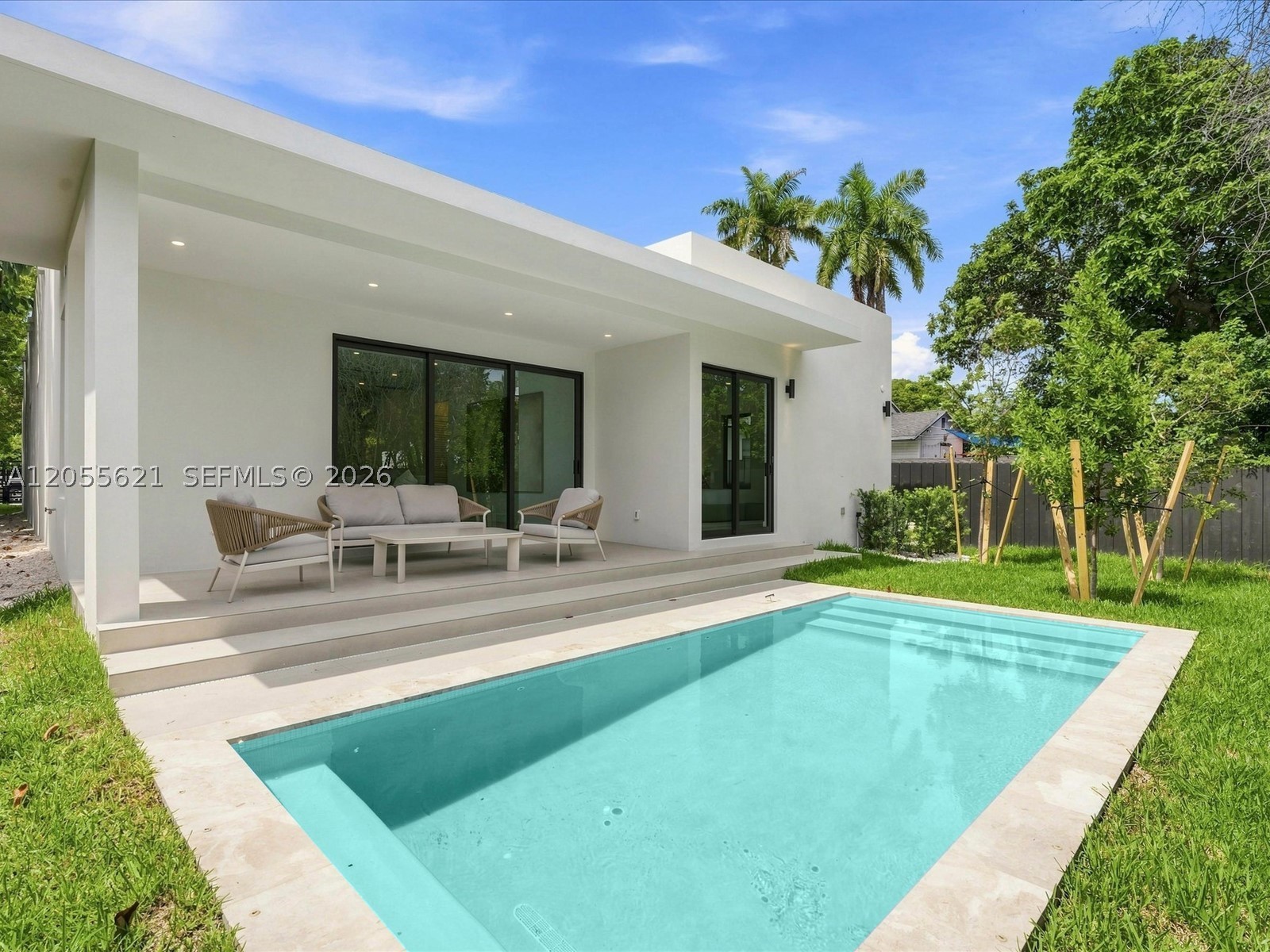 1621 SW 11th Ter, Miami FL 33135