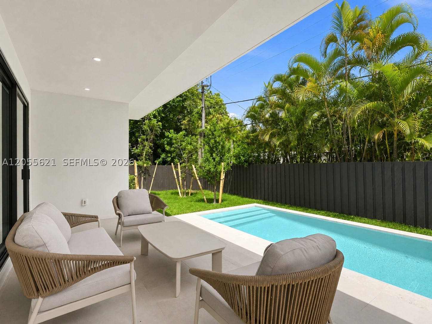 1621 SW 11th Ter, Miami FL 33135