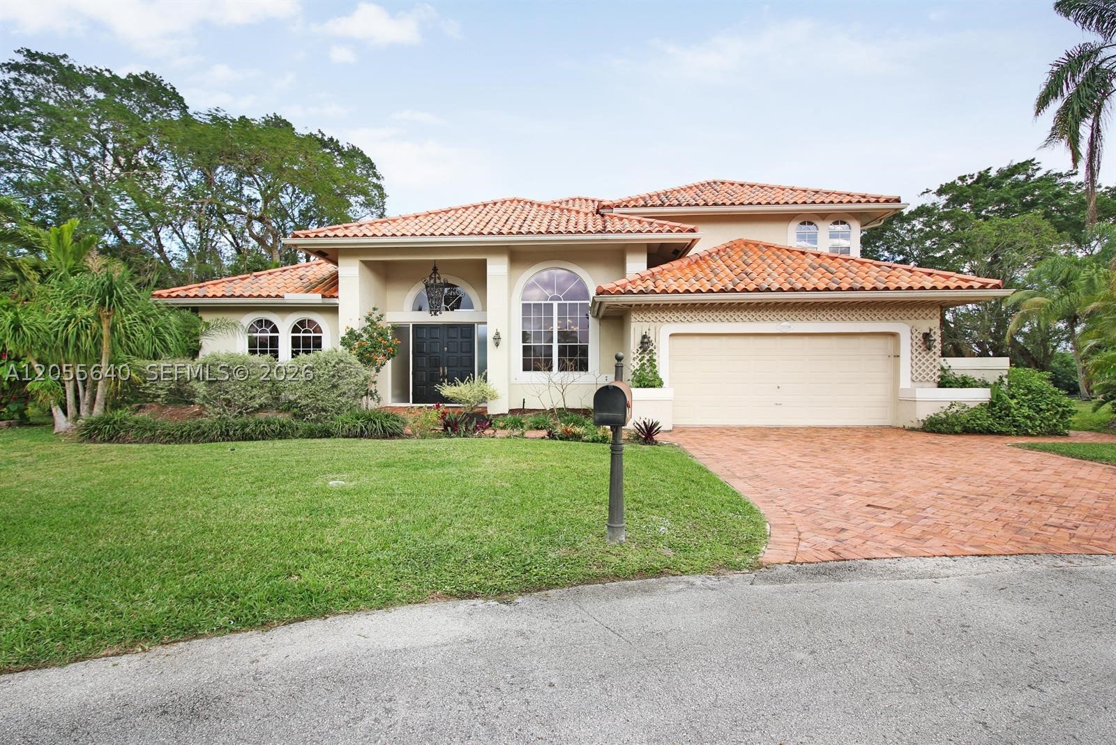 7820 NW 83rd St, Tamarac FL 33321