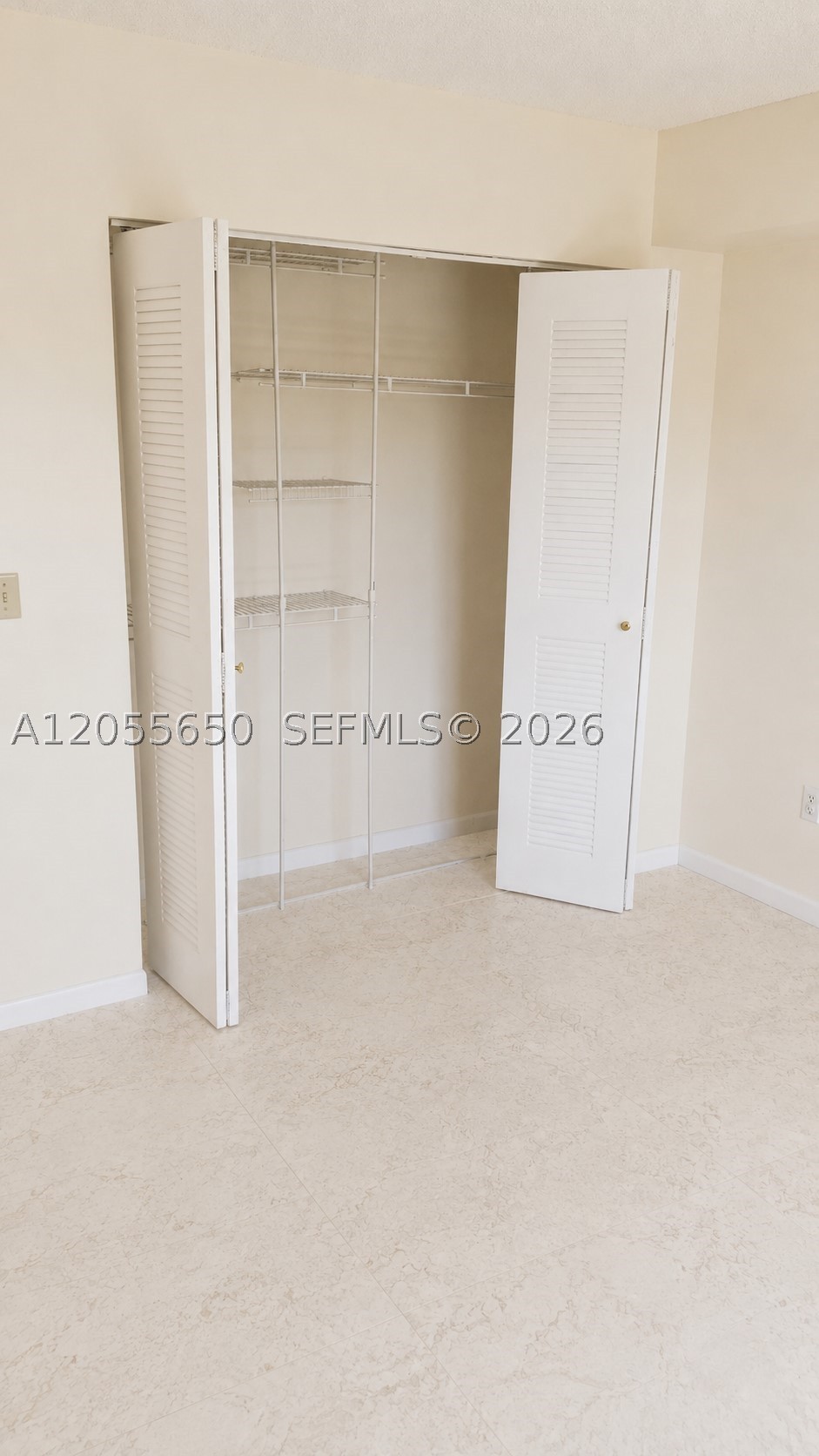8260 SW 210th St #309, Cutler Bay FL 33189