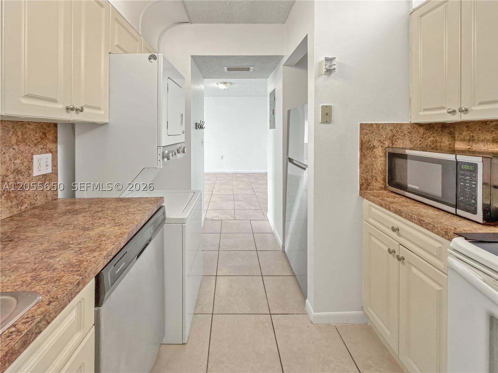 8260 SW 210th St #309, Cutler Bay FL 33189