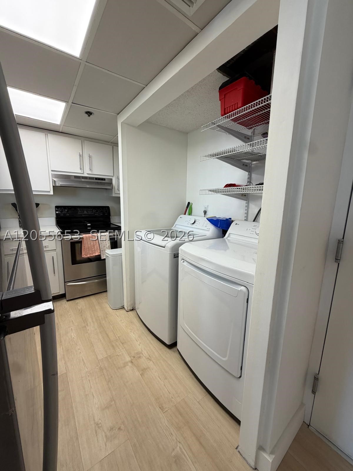 540 Brickell Key Dr #1418, Miami FL 33131