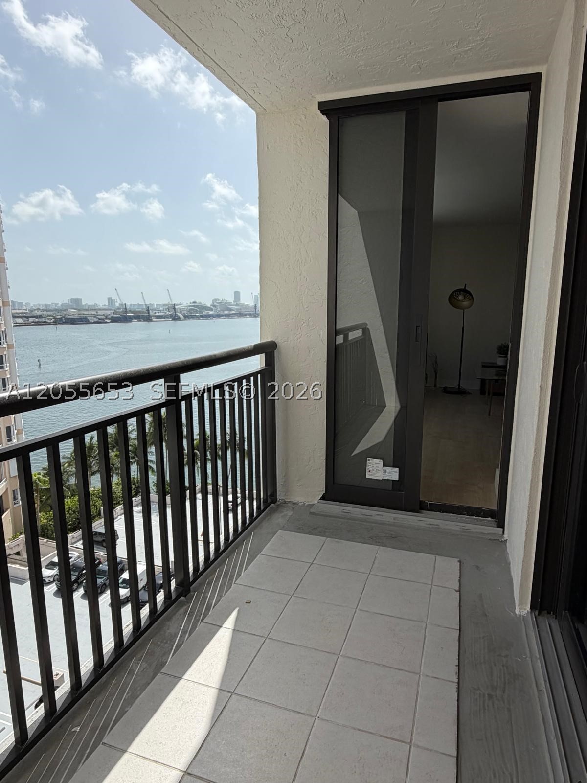540 Brickell Key Dr #1418, Miami FL 33131