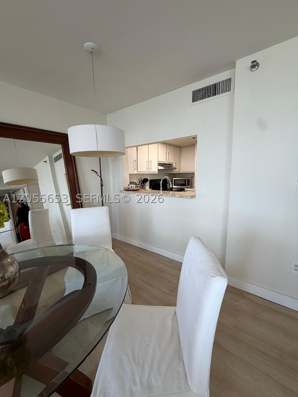 540 Brickell Key Dr #1418, Miami FL 33131