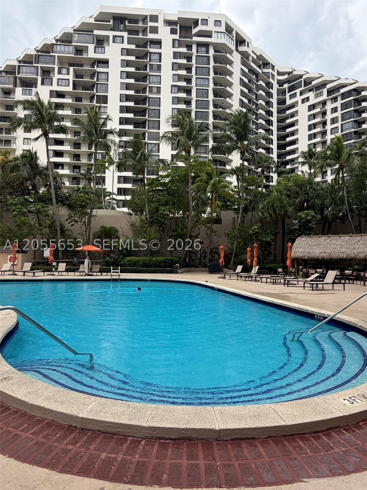 540 Brickell Key Dr #1418, Miami FL 33131