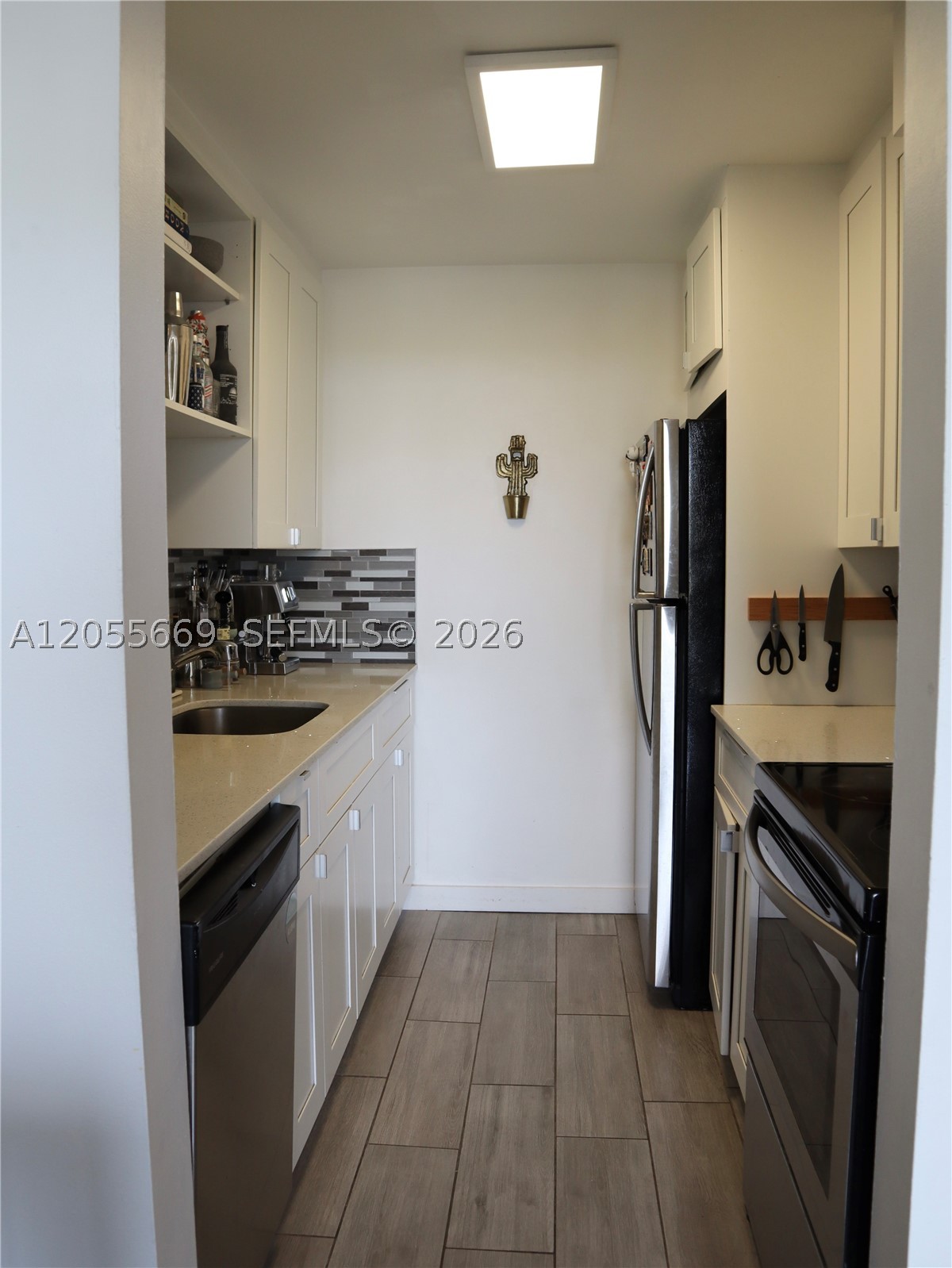 2350 NE 135th St #607, North Miami FL 33181