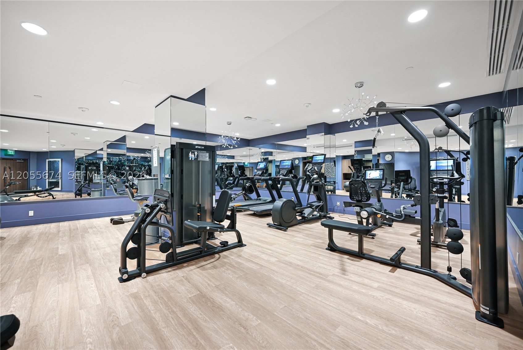 3000 Island Blvd #505, Aventura FL 33160