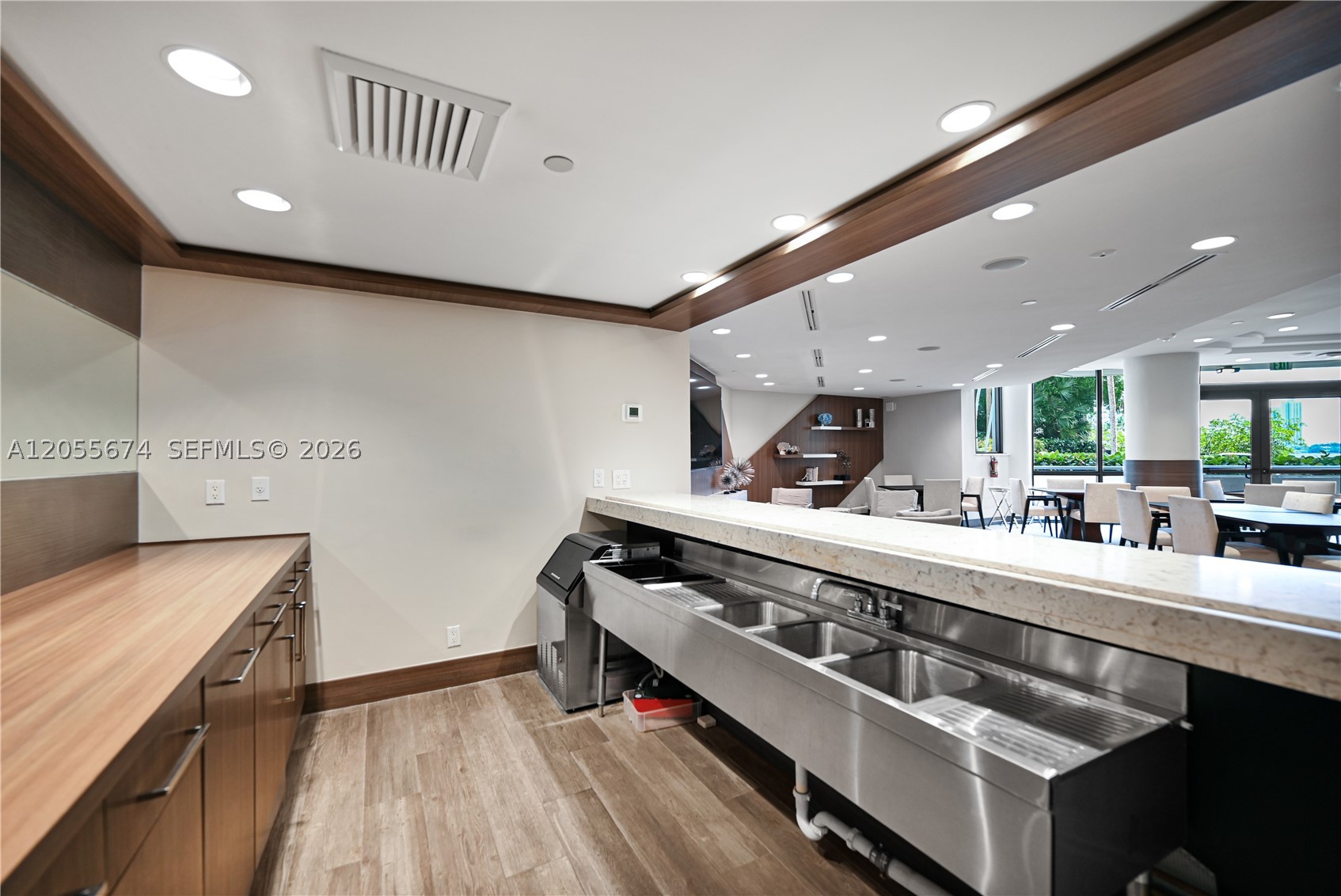 3000 Island Blvd #505, Aventura FL 33160