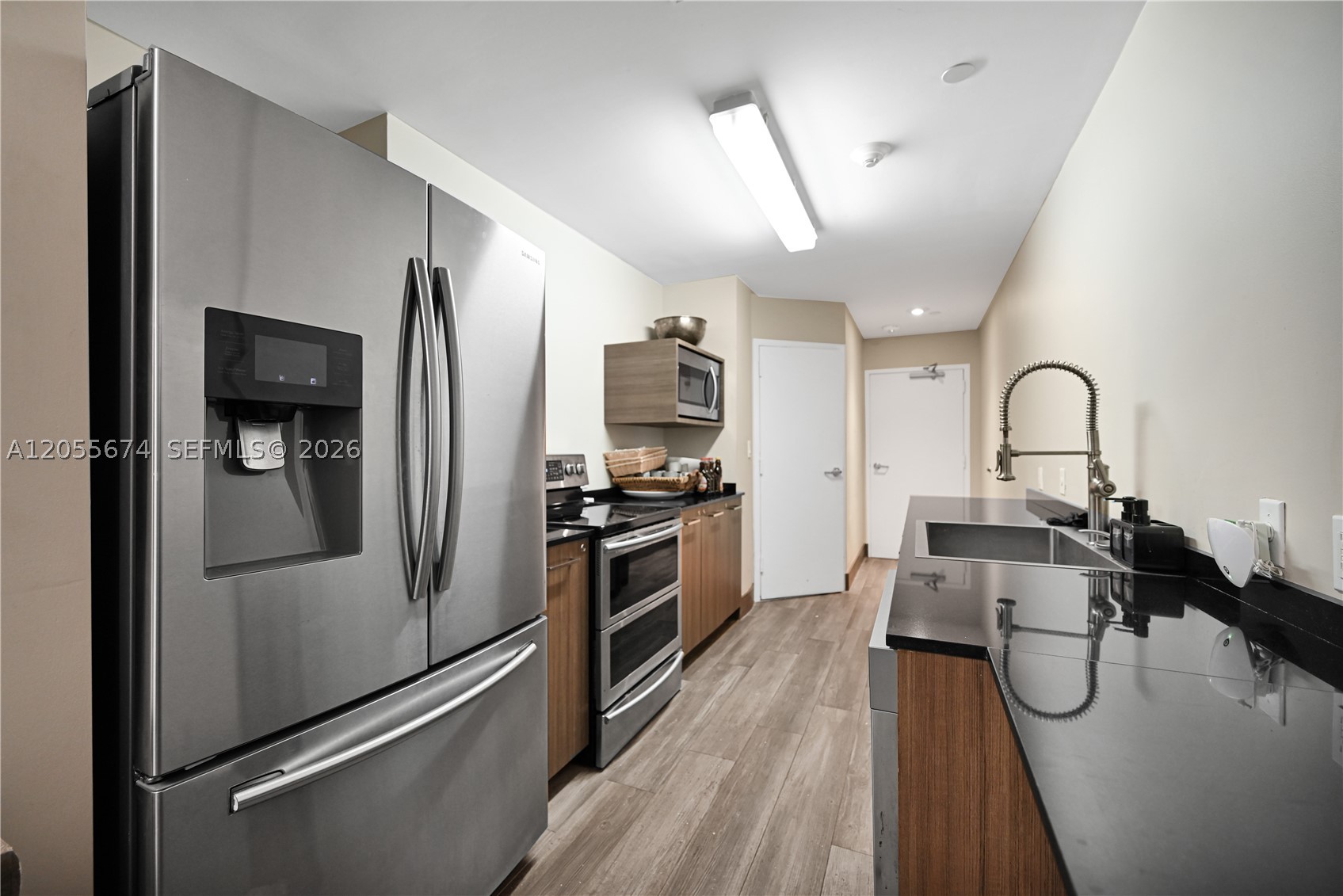 3000 Island Blvd #505, Aventura FL 33160
