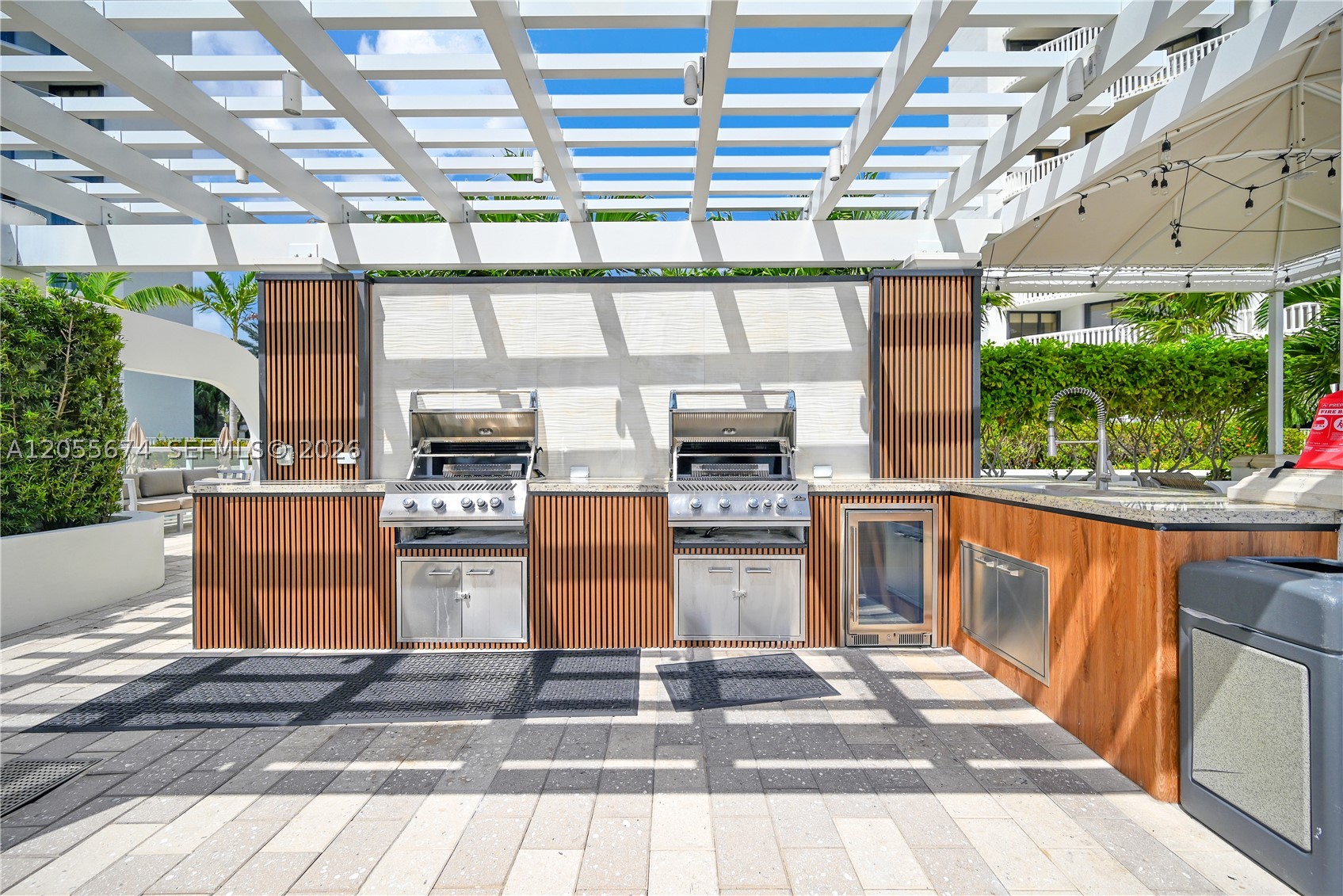 3000 Island Blvd #505, Aventura FL 33160