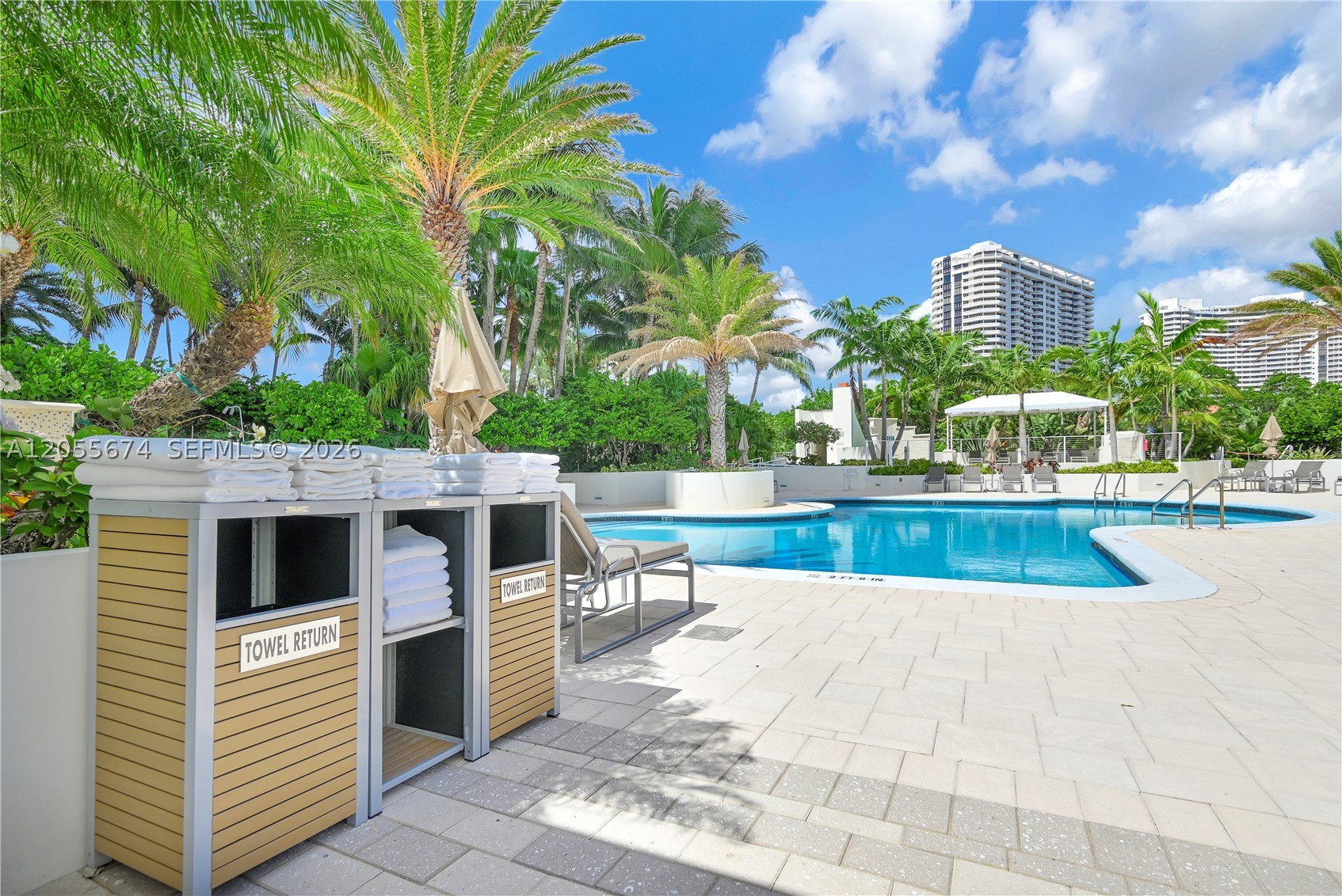 3000 Island Blvd #505, Aventura FL 33160