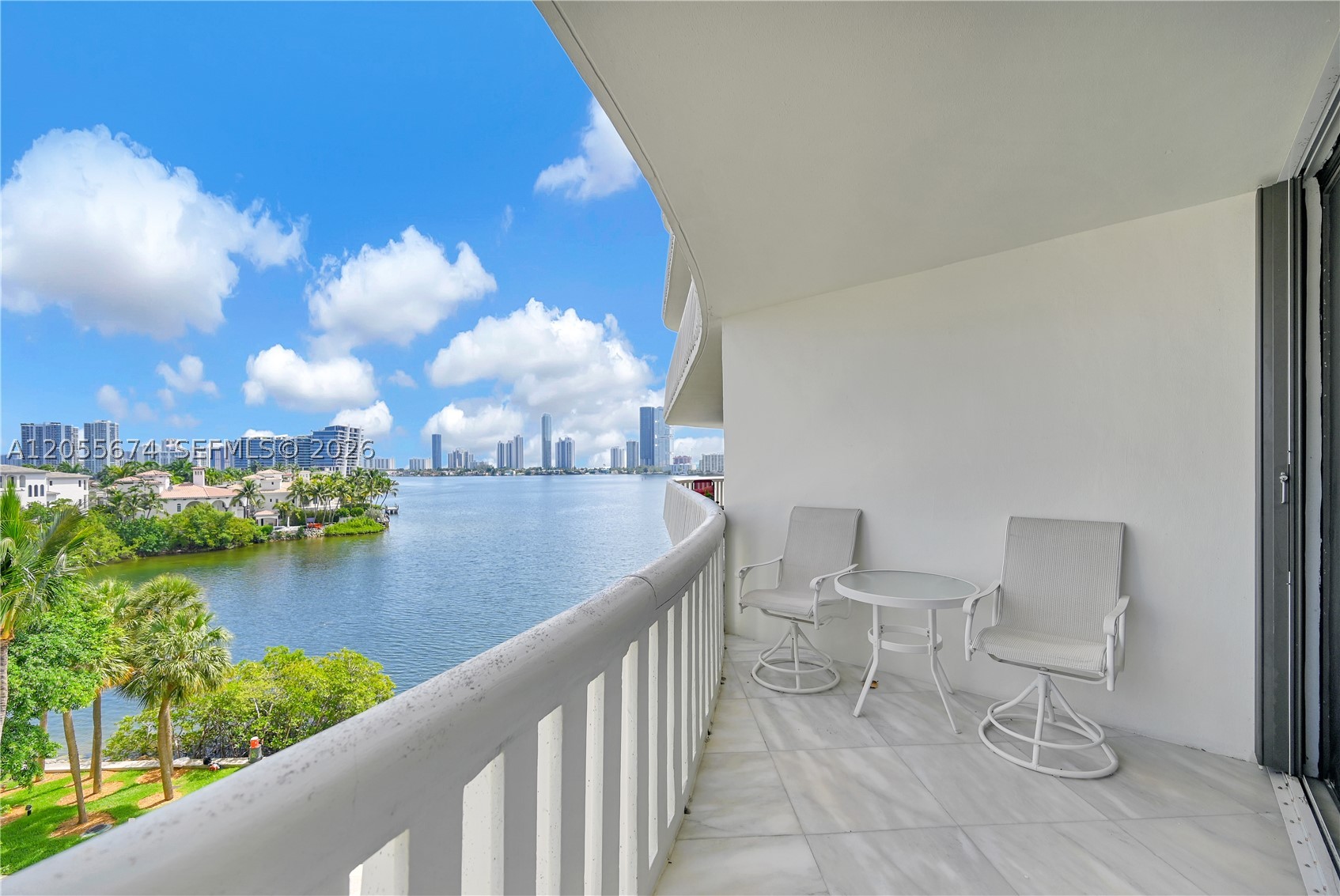 3000 Island Blvd #505, Aventura FL 33160