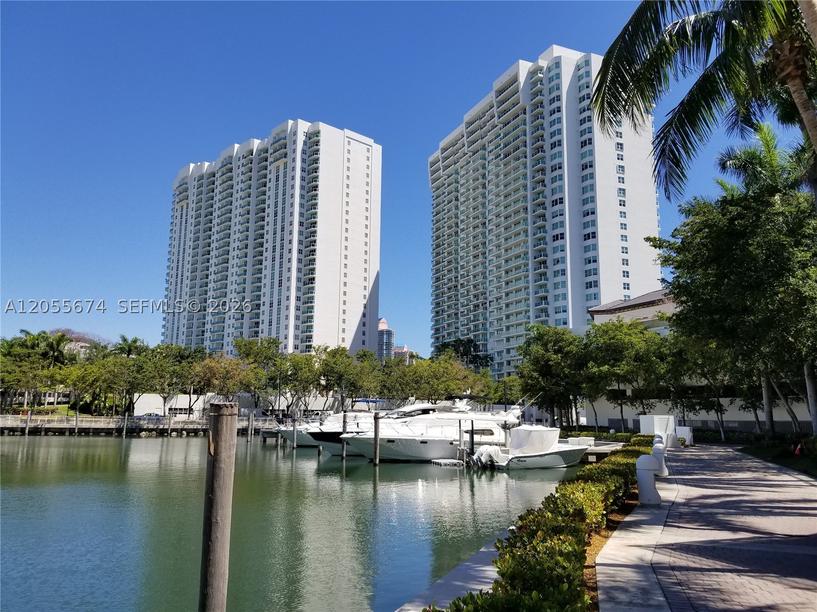 3000 Island Blvd #505, Aventura FL 33160