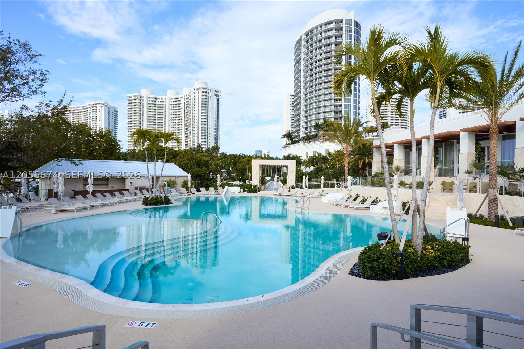 3000 Island Blvd #505, Aventura FL 33160