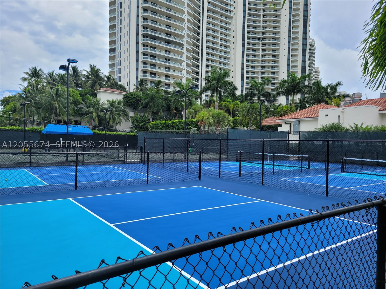 3000 Island Blvd #505, Aventura FL 33160