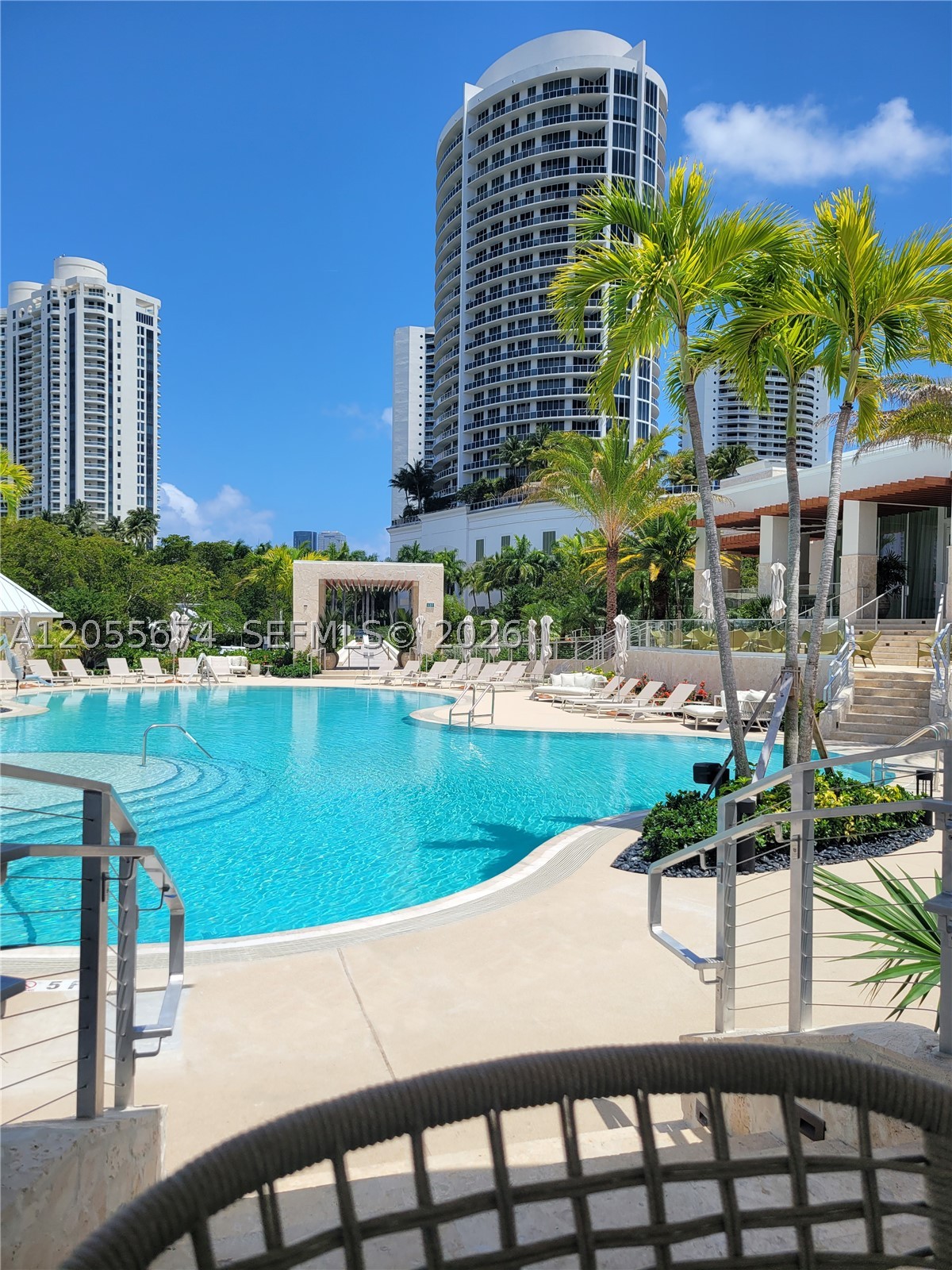 3000 Island Blvd #505, Aventura FL 33160