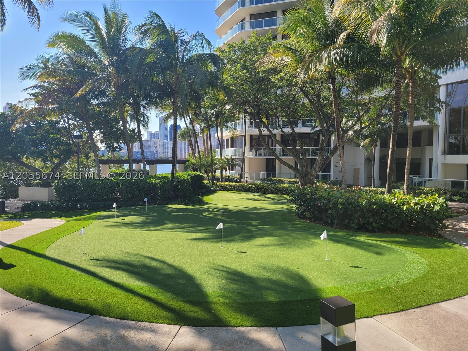 3000 Island Blvd #505, Aventura FL 33160