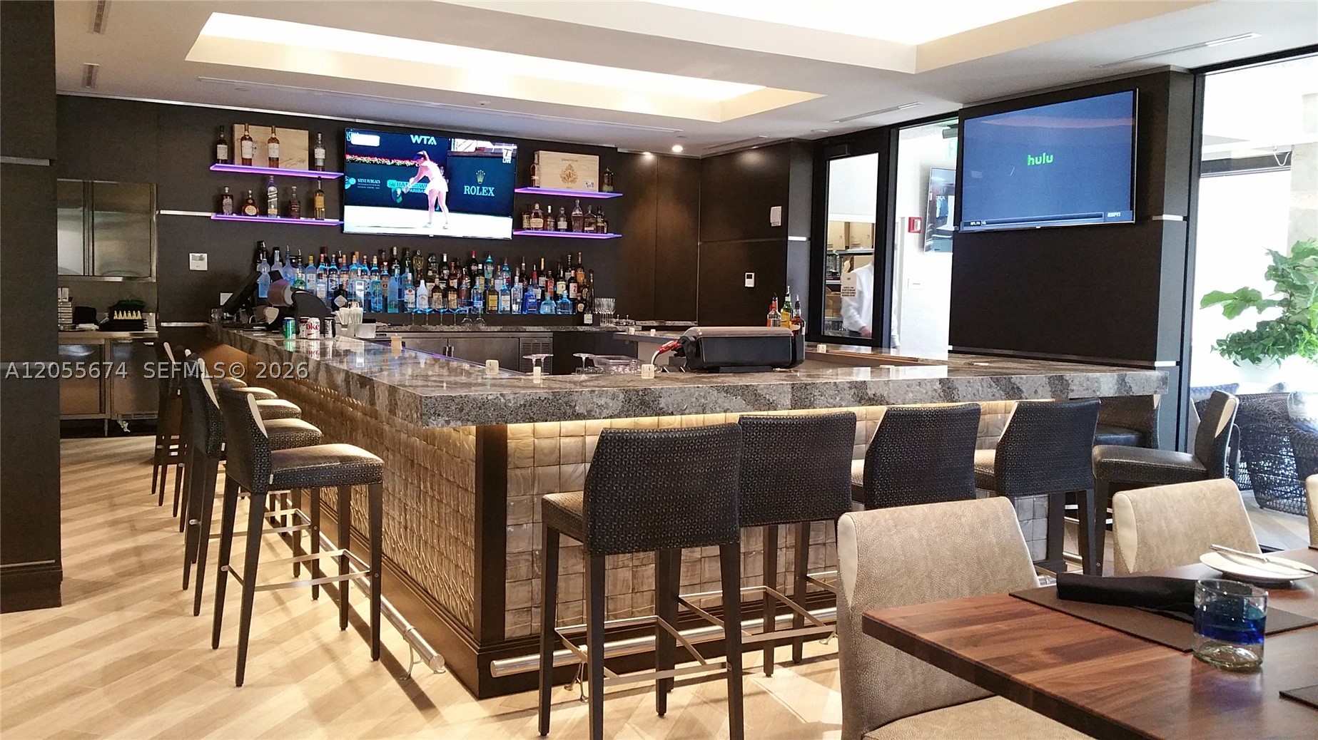 3000 Island Blvd #505, Aventura FL 33160
